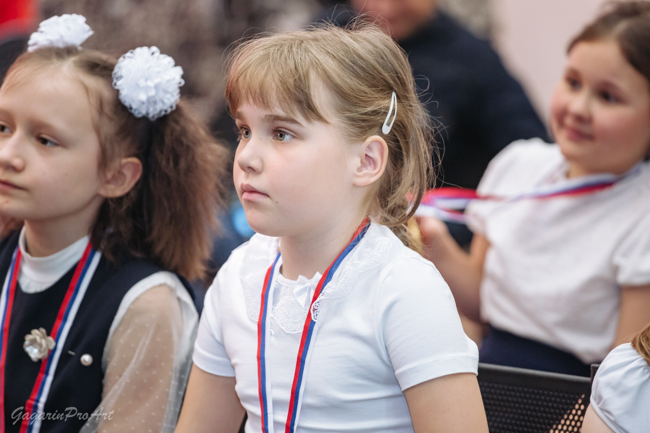 Репортаж в школе на выпускной. Фотограф на выпускной. GagarinProArt