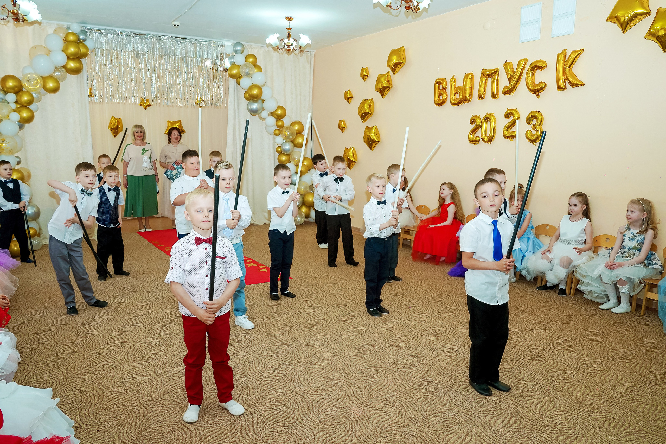 Фотосъемка видеосъёмка фотограф видеооператор новогодних утренников  в. Фотограф, видеооператор Нина Коршунова