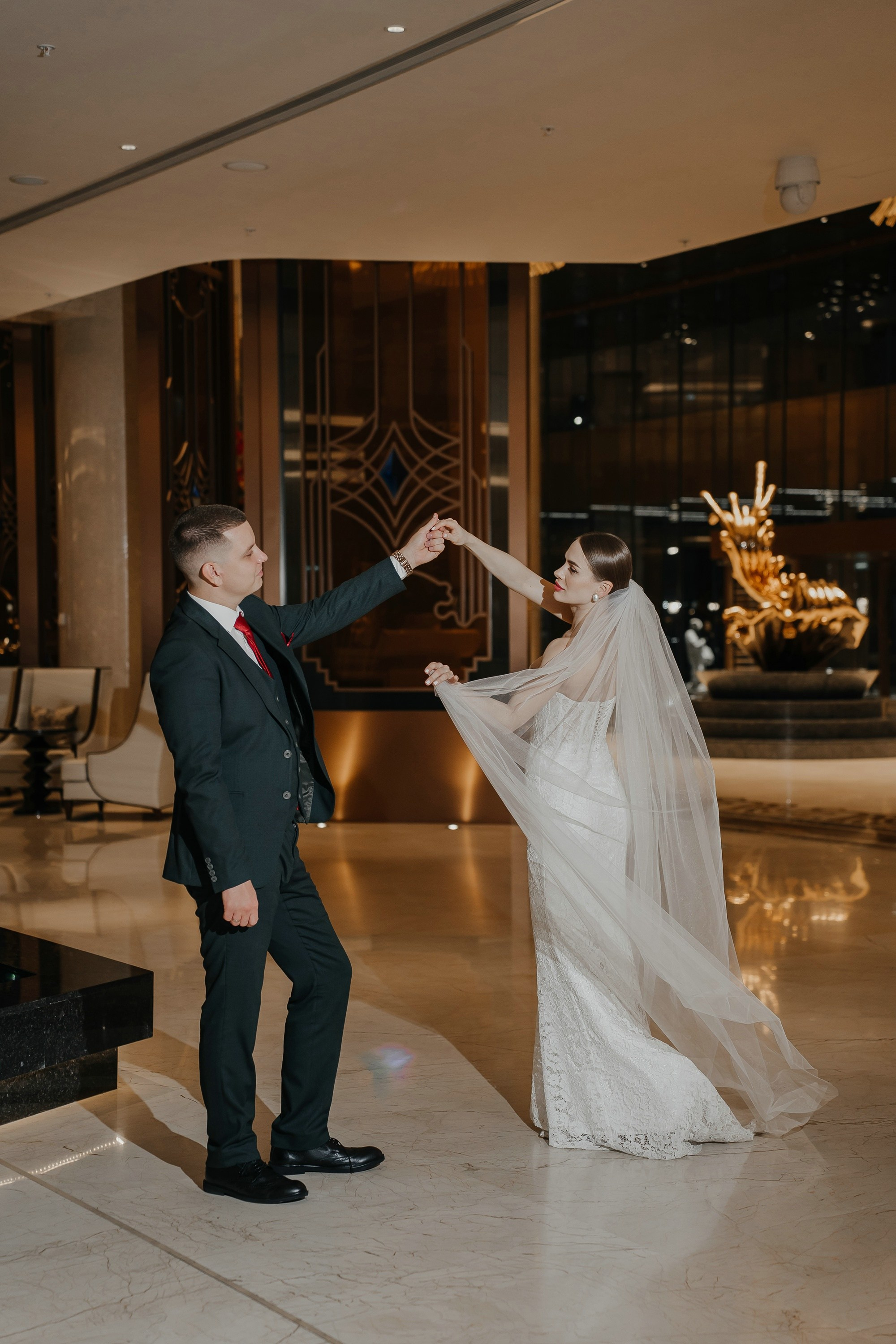 Свадебная фотосессия в Soluxe hotel Moscow. Свадебный и семейный фотограф в Москве Светлана Зоткина