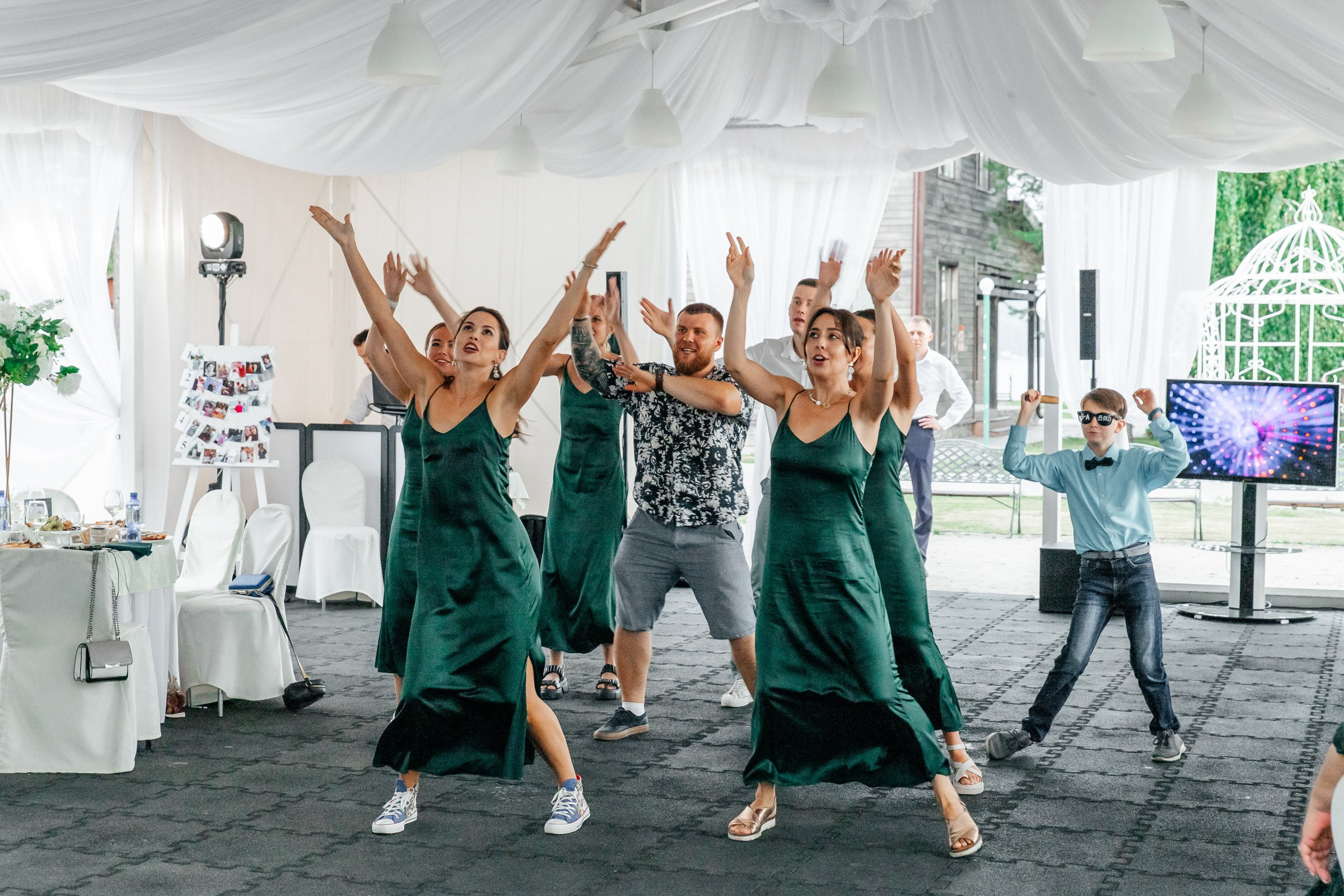 Александра и Владислав. Свадебный и репортажный фотограф в Новосибирске Федор Гладков