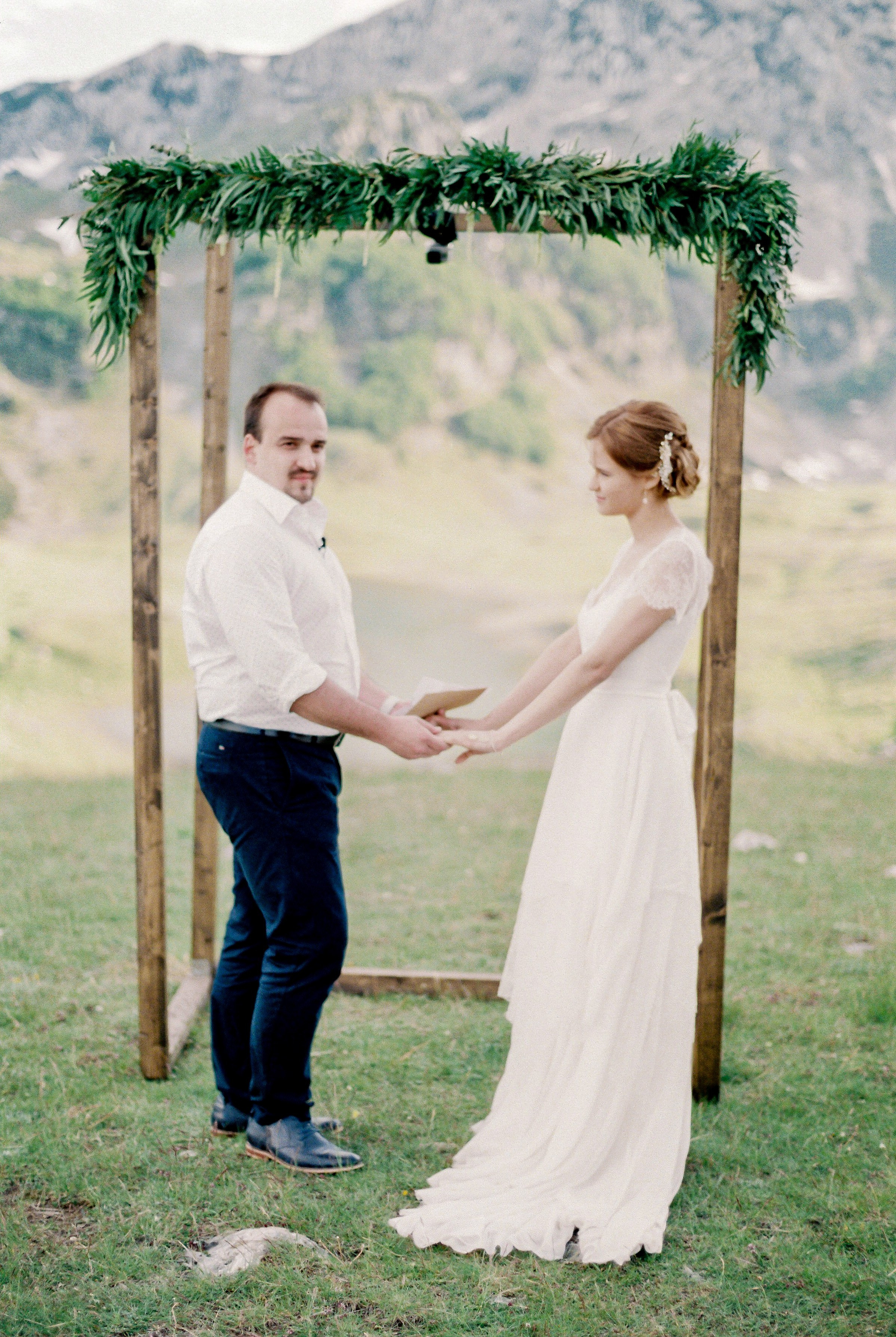 Свадебный фотограф на плёнку в Москве и Черногории