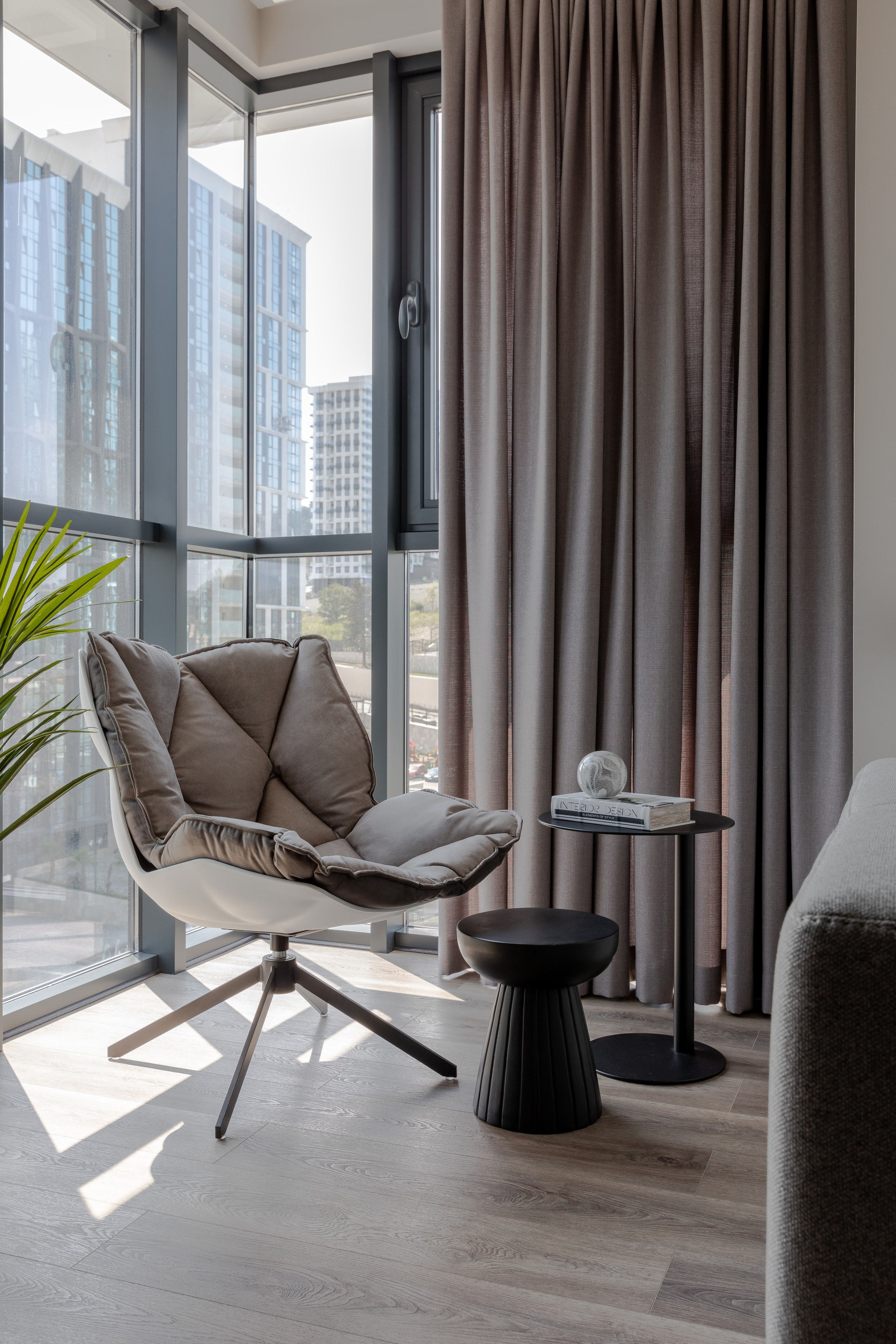 Дизайн проект Ксении Костарной @kostar_archidesign в ЖК "Сочи Парк". Интерьерный фотограф Москва