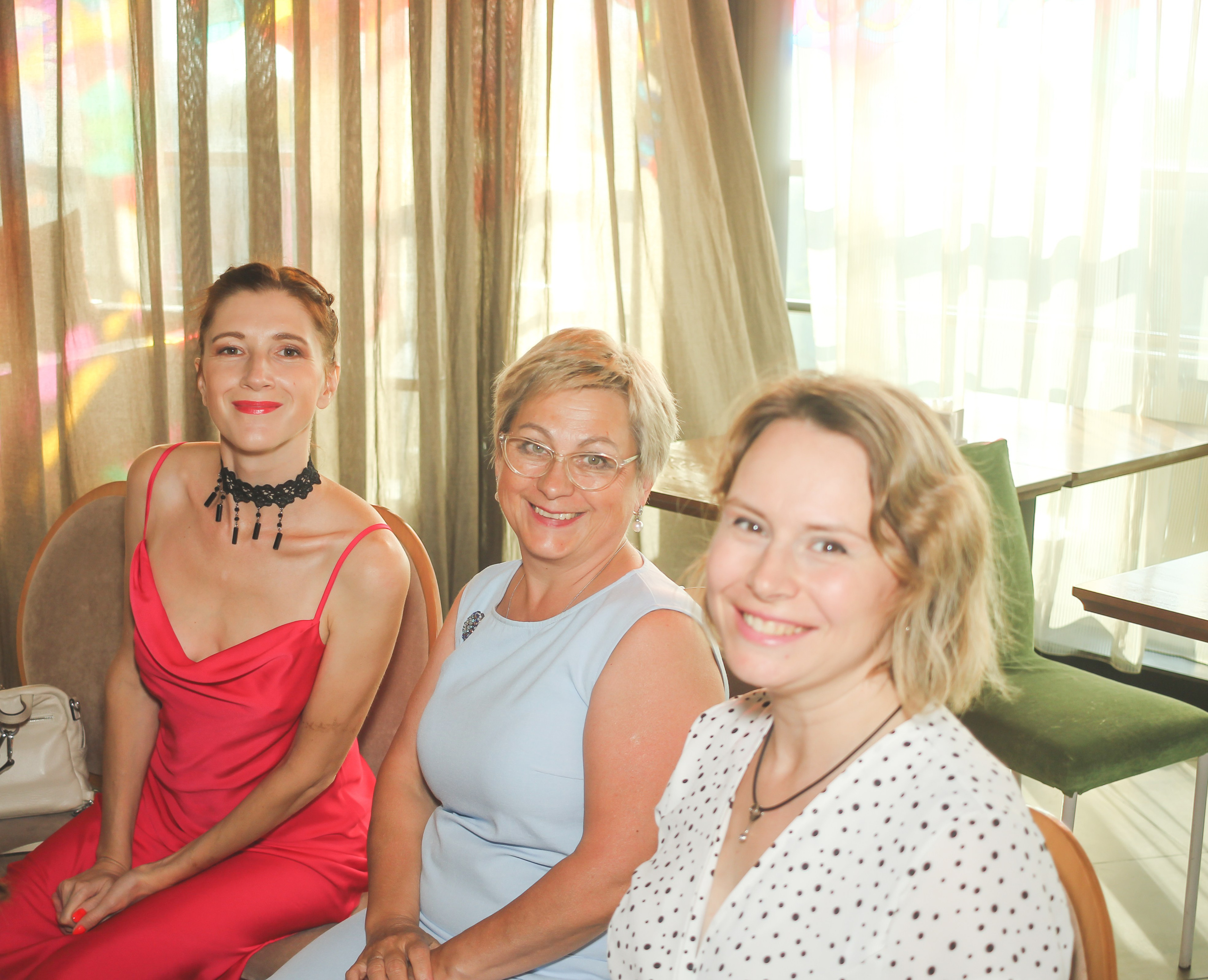 PRO Женщин, кафе Планетарий. Фотограф из Первоуральска Роман Заиченко