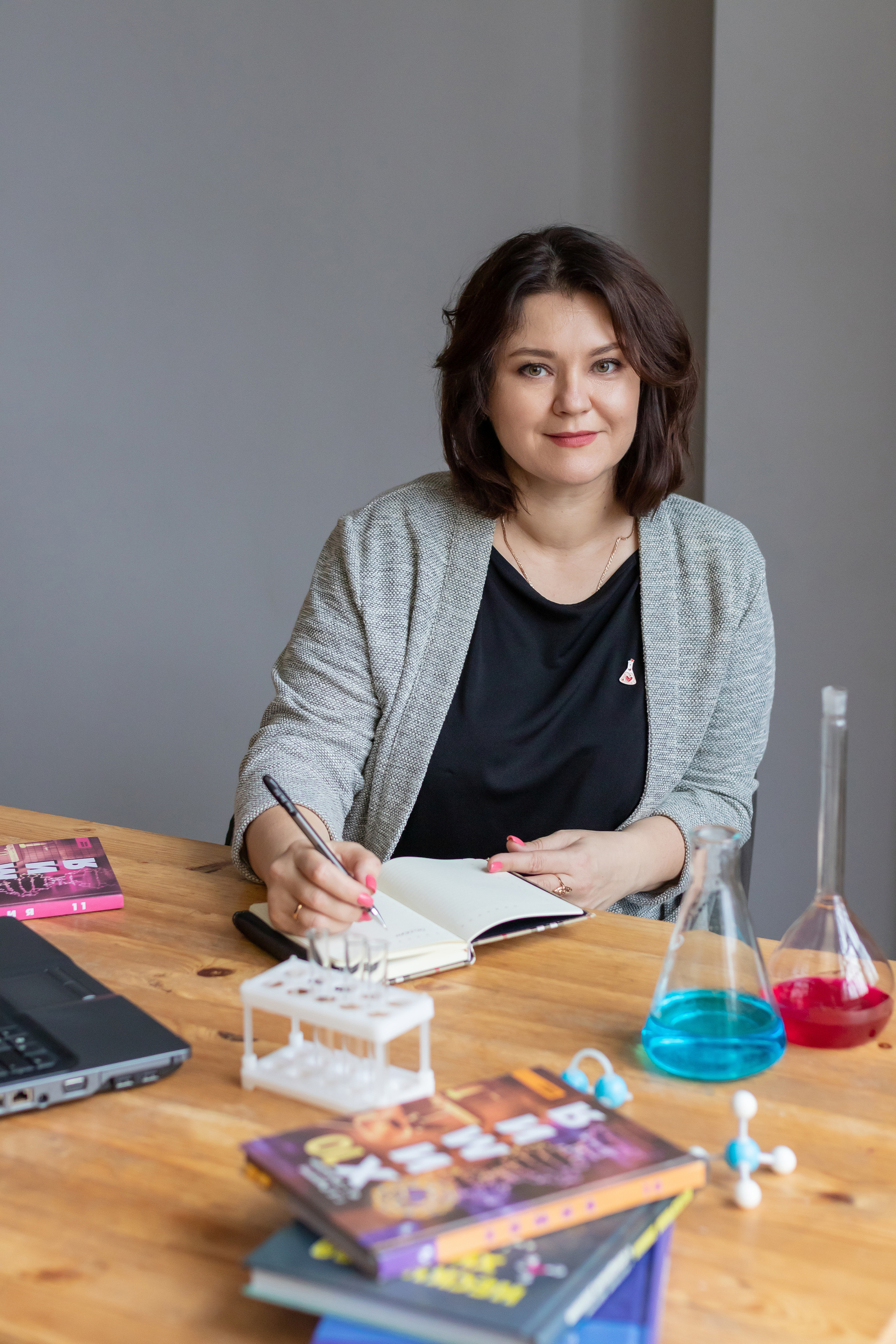 Преподаватель физики Горобец Наталья. Фотограф в Краснодаре Арина Кудряшова