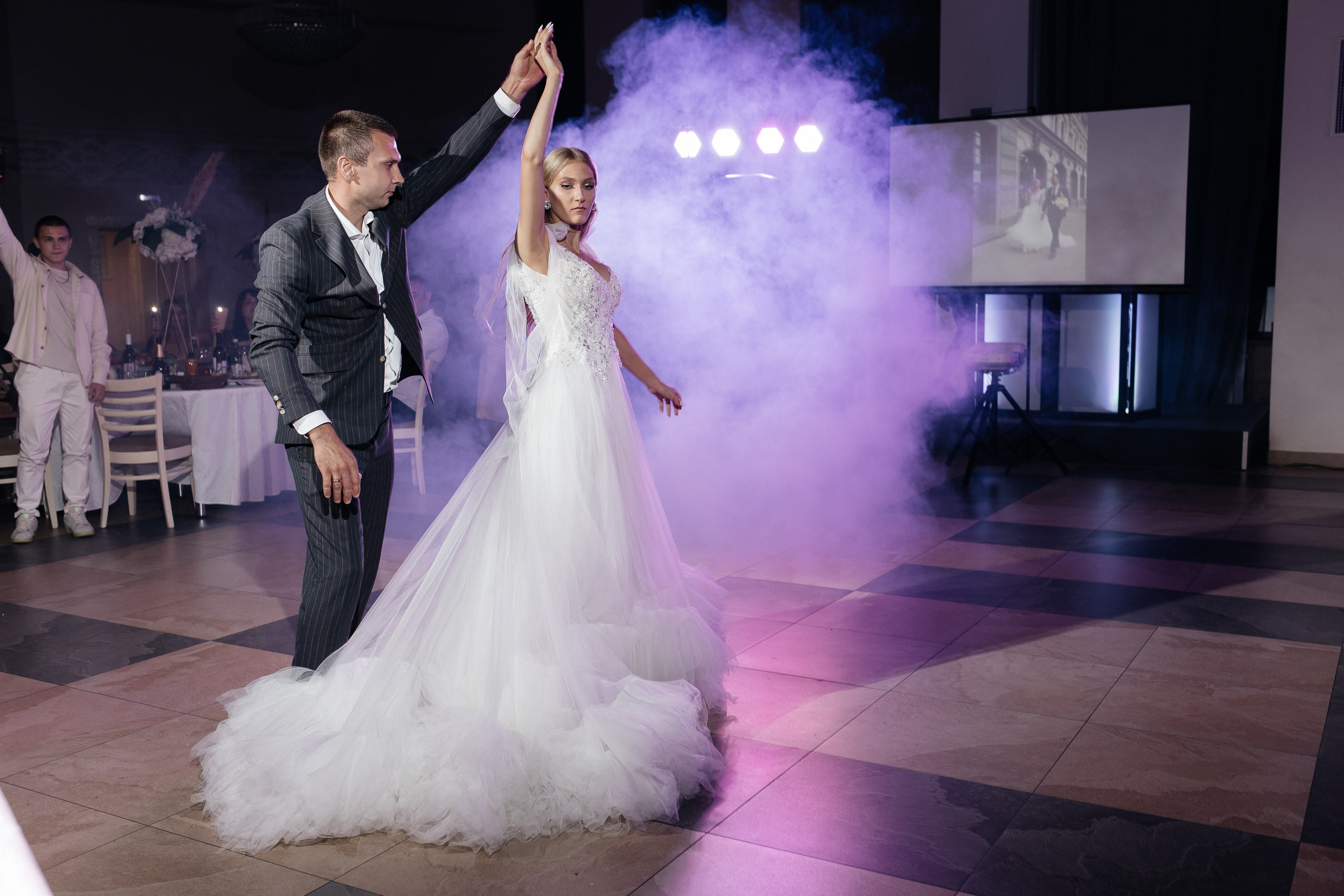 Вячеслав & Ангелина. Фотограф и видеограф в Саратове и Энгельсе Антон Рассказов