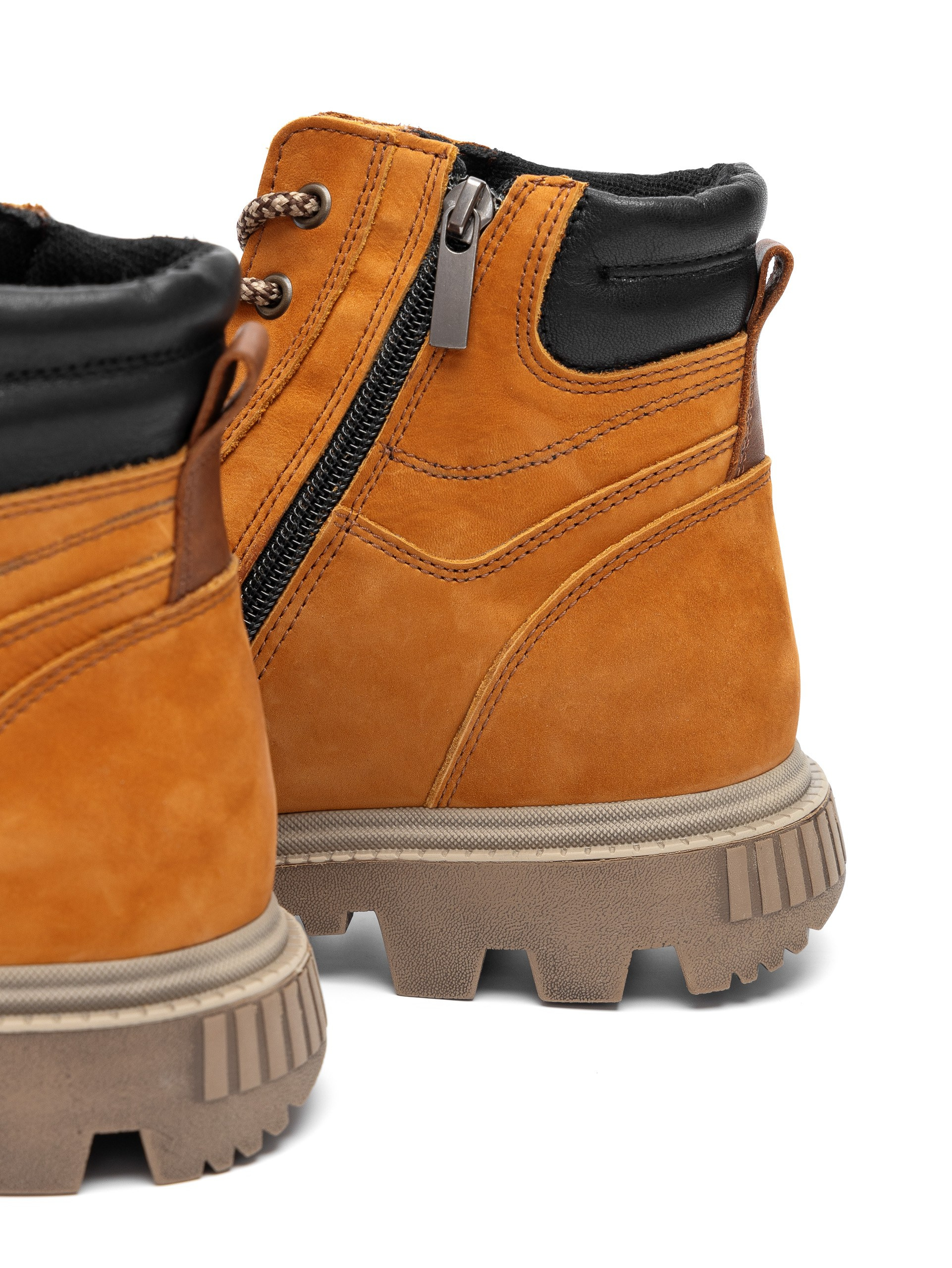 Белый фон. Предметный и рекламный фотограф в Москве Сергей Косов