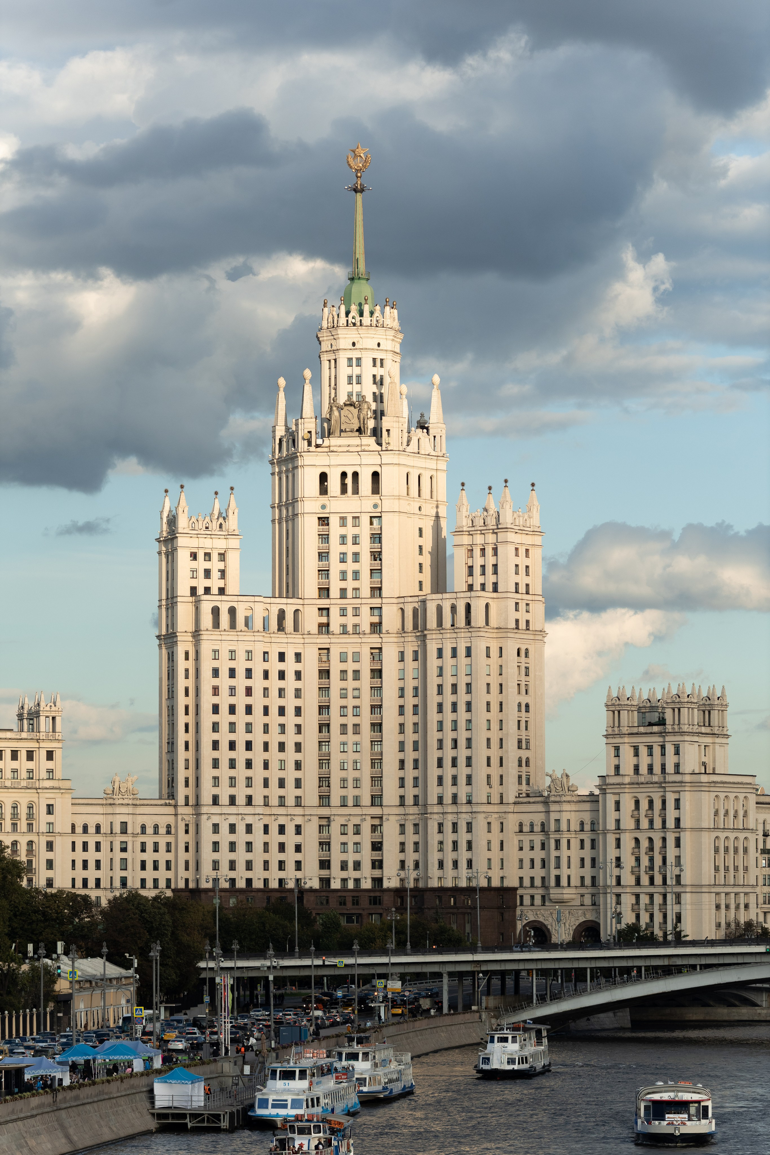 MOSCOW FASHION WEEK 2025 осень. Фотограф в Москве