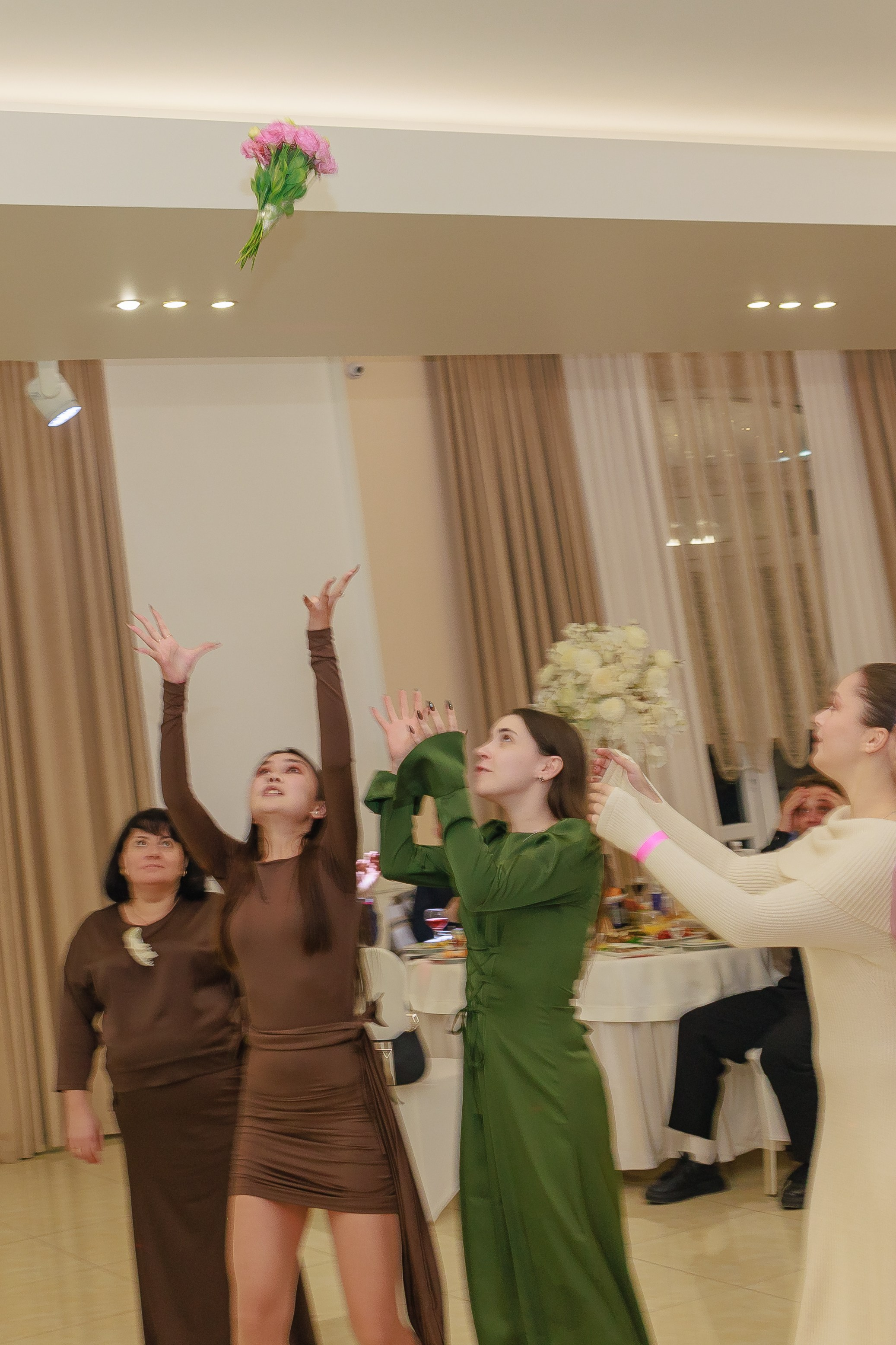 Данил и Сабина банкетный зал Beyaz Hall. Фотограф и видеограф в Крыму и Севастополе