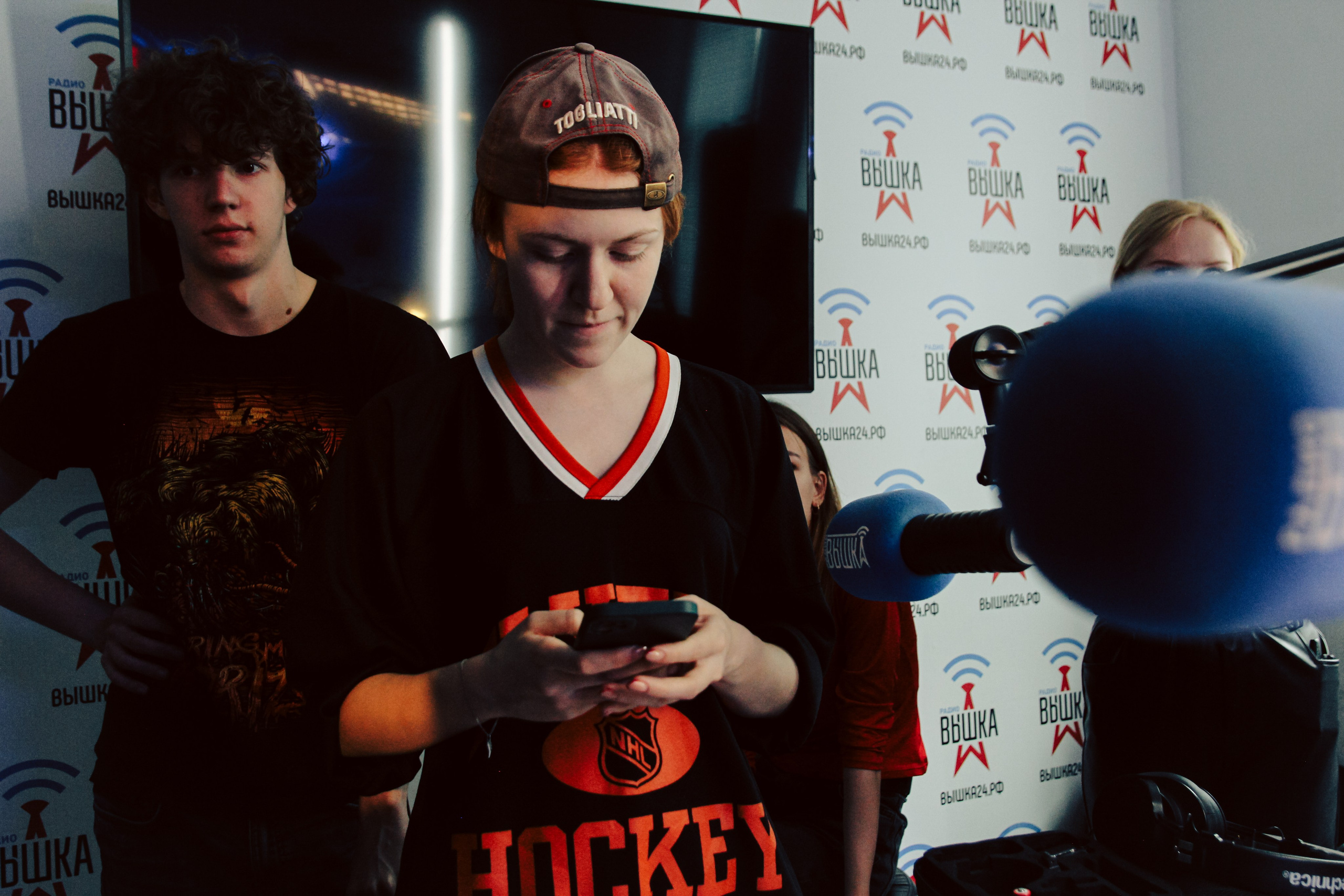 К\ф «Убавьте громкость». Главная