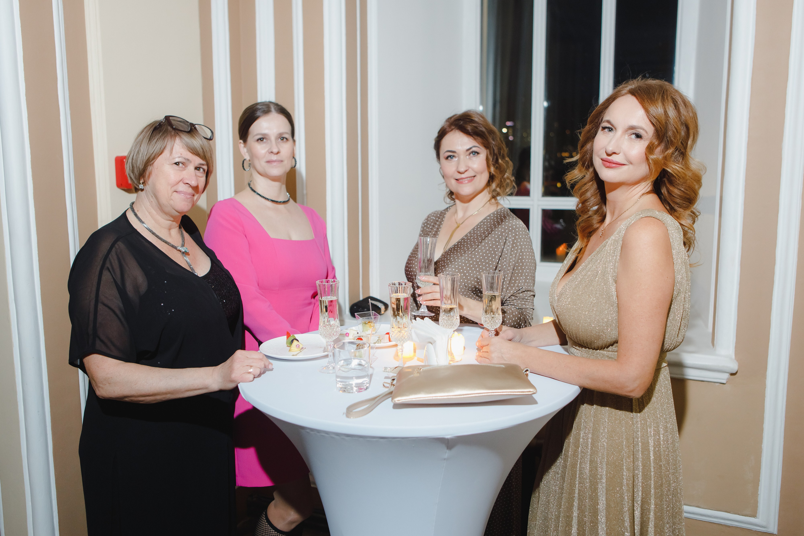 Банкет в бальном стиле. Семейный и свадебный фотограф в Нижнем Новгороде