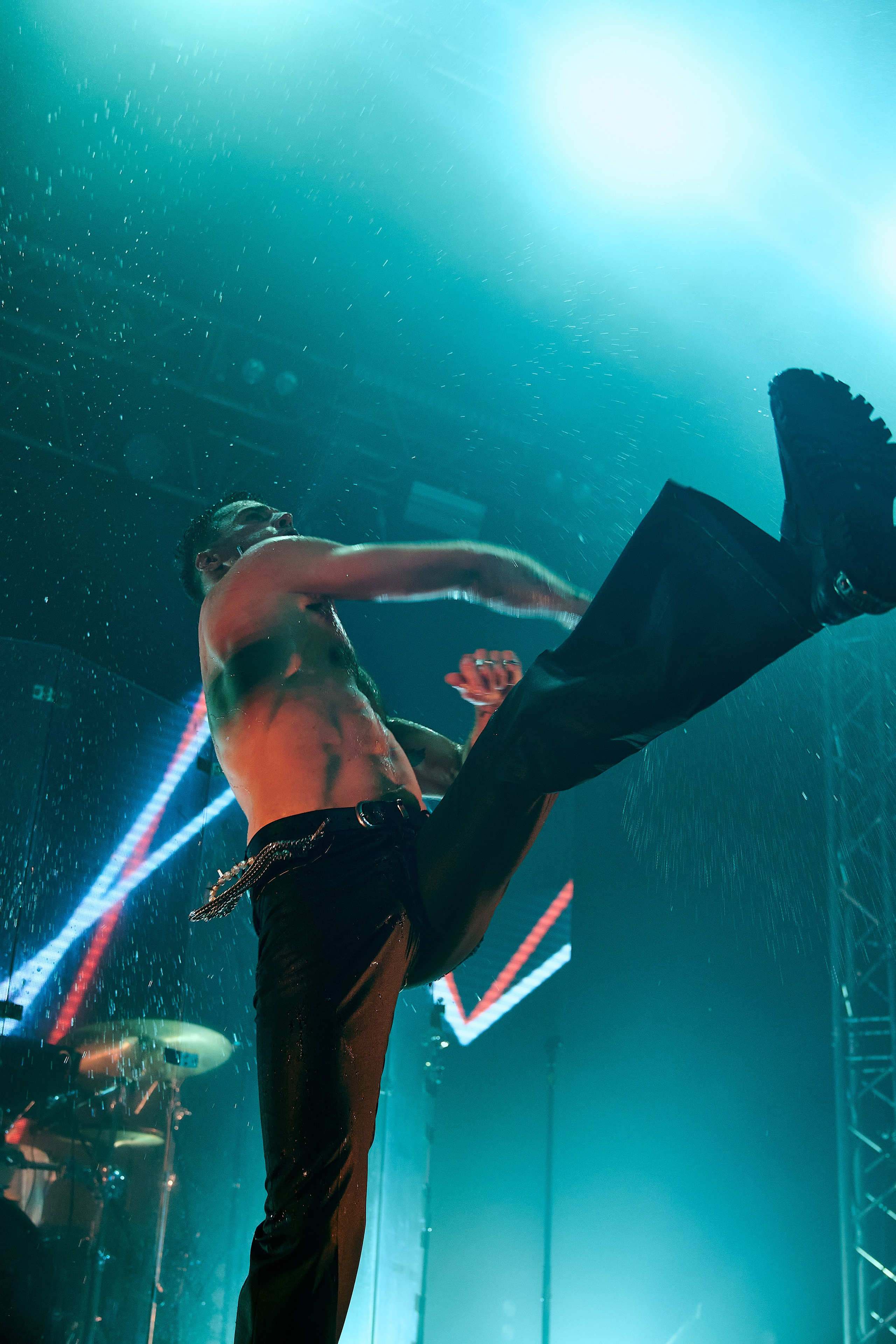 ОЛЕГ МАЙАМИ & MAHNEVAEVENT. ფოტოგრაფი ეკატერინბურგში, სოჭში, სტამბოლში, თბილისი-ბშარი ზაანაში