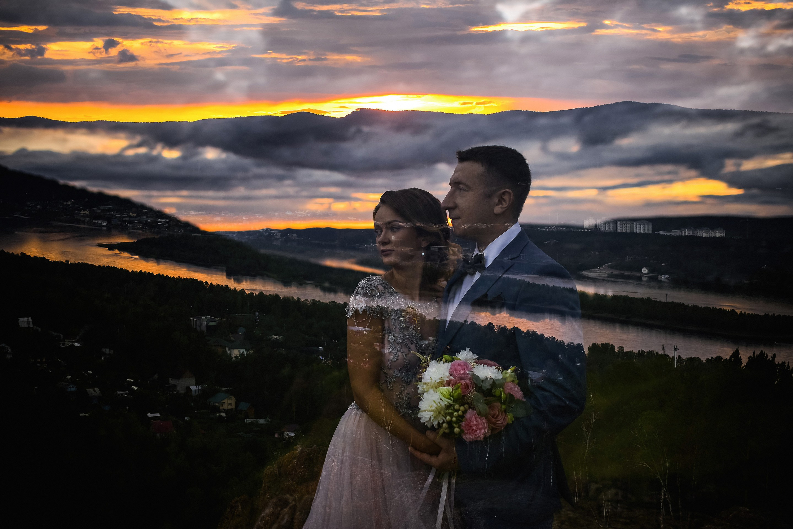 💐 Радик и Яна — душевная загородная свадьба в Villatic | Теплые фото под Красноярском. 📸 Свадебный и семейный фотограф в Красноярске Тихомиров Евгений | 17 лет опыта | 800+ свадеб