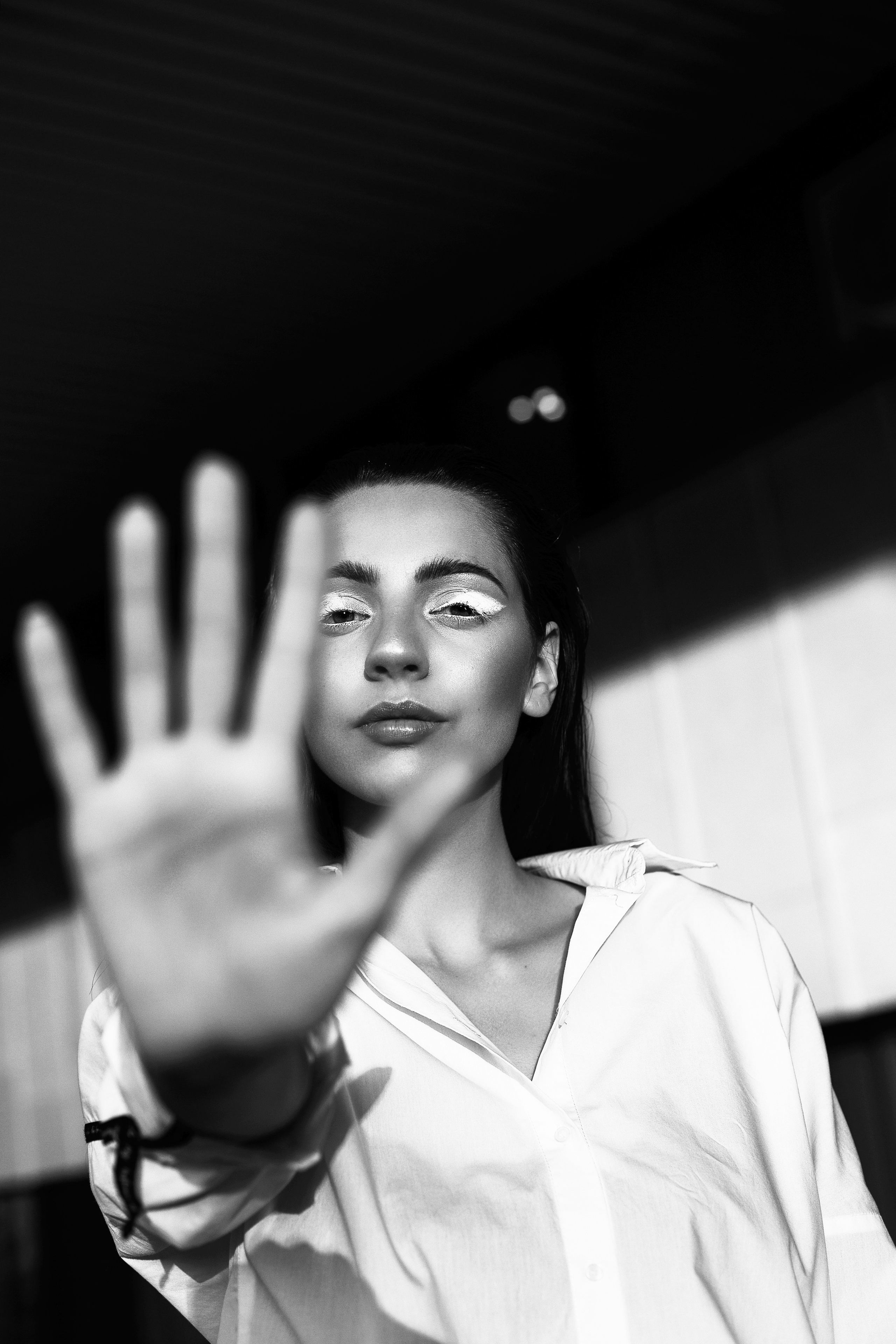 Минимализм, контраст и графичность — съемка Виктории. Алена Русских — фотограф и графический дизайнер в Ростове-на-дону