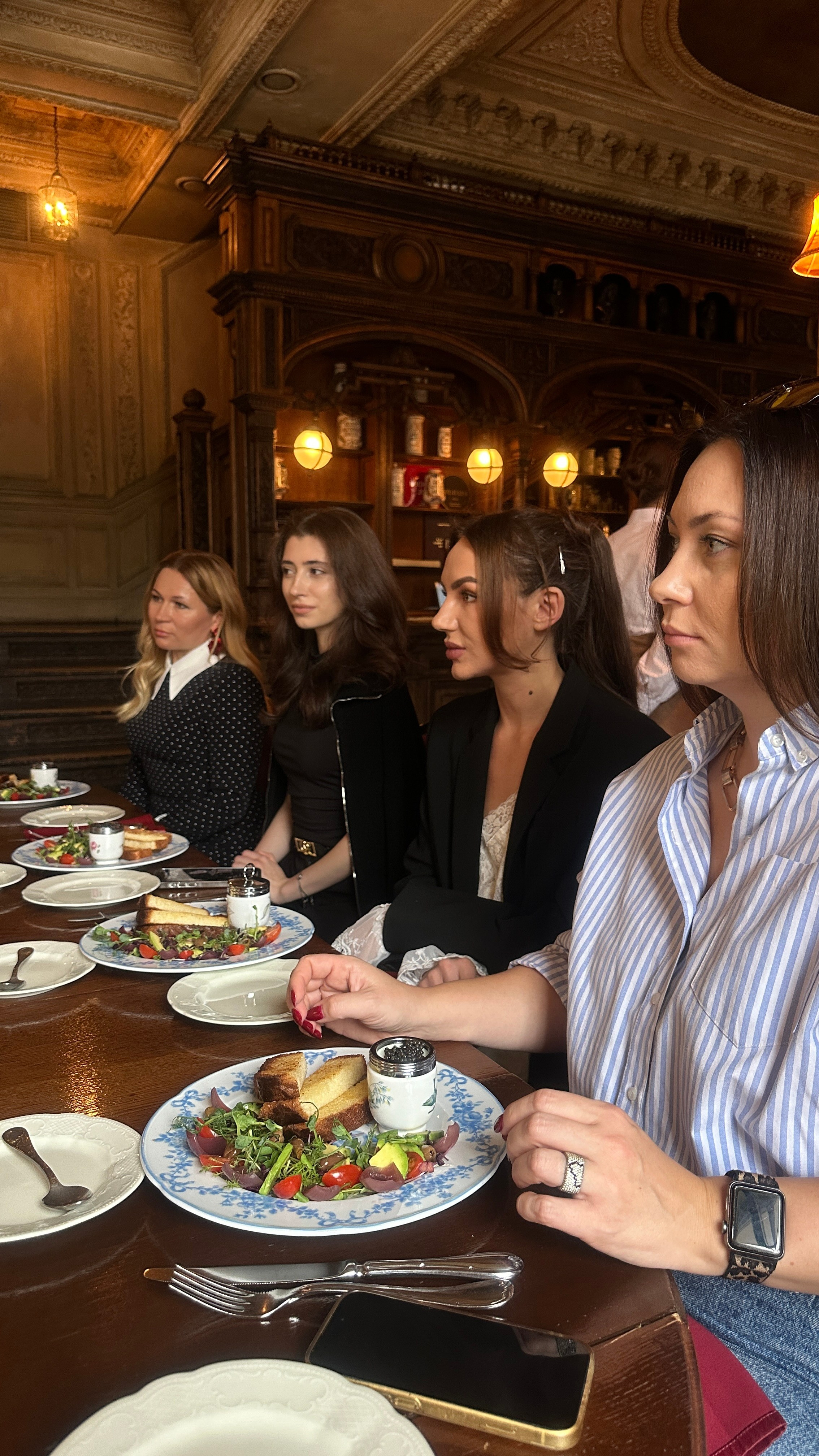 Женские мероприятия — LADY’S BREAKFAST, BRUNCH — PROMO. Jane Kudryavtseva | MODEL PHOTO & PORTRAIT