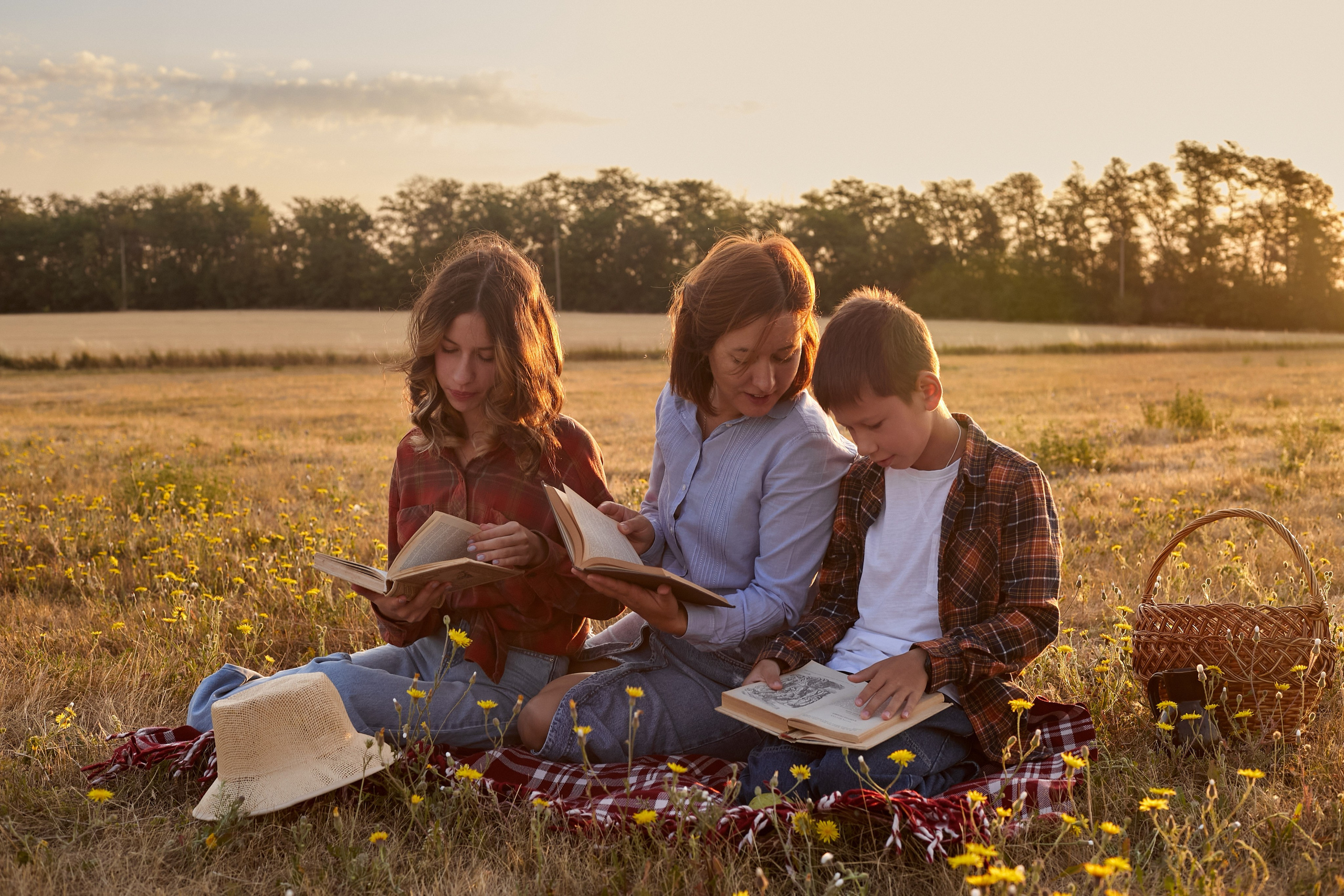 «В пять утра…». Свадебный и креативный фотограф в ЮФО и МСК