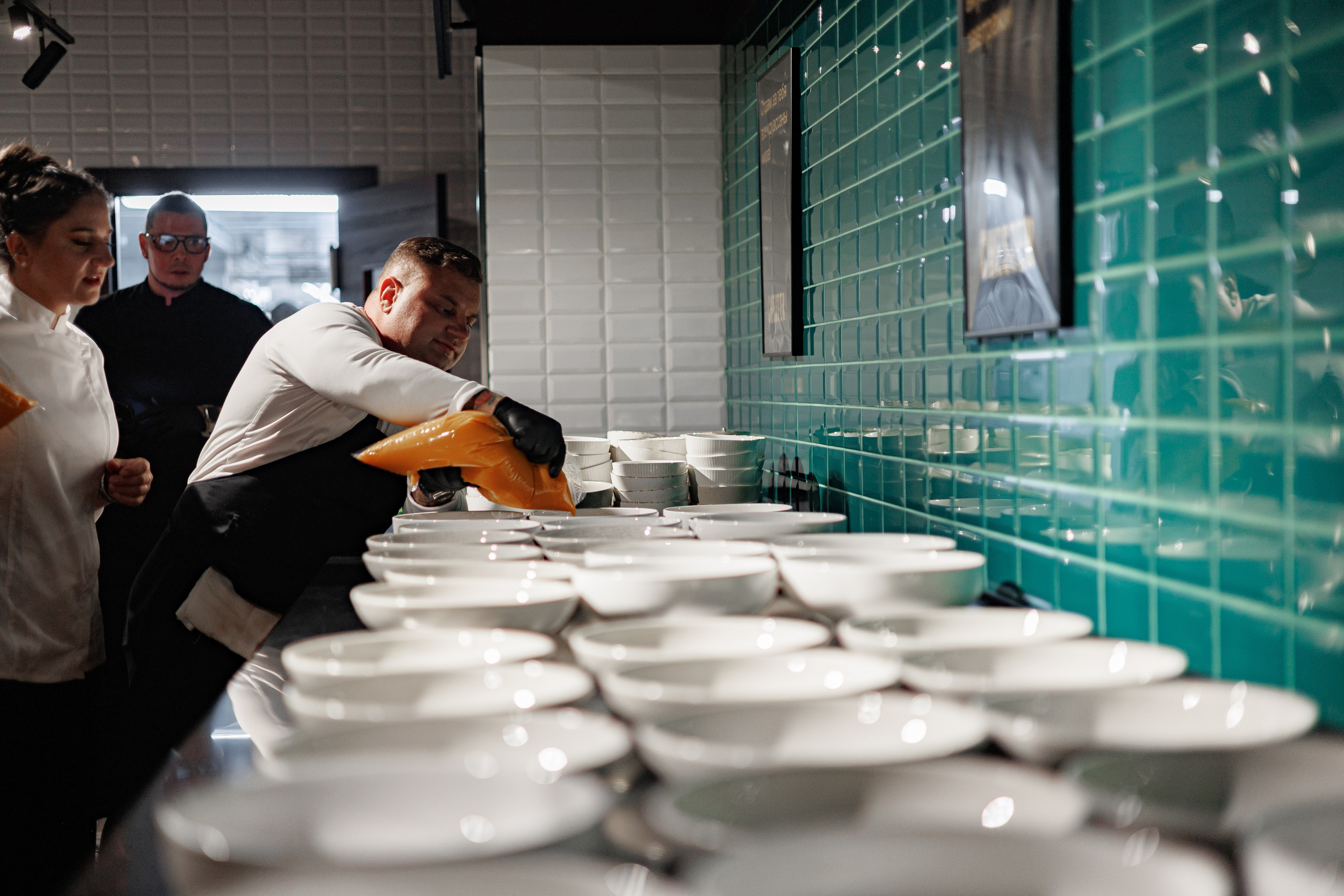 Фотографии с Гастроужина Честер Челябинск 5 ЛЕТ.5 ШЕФОВ