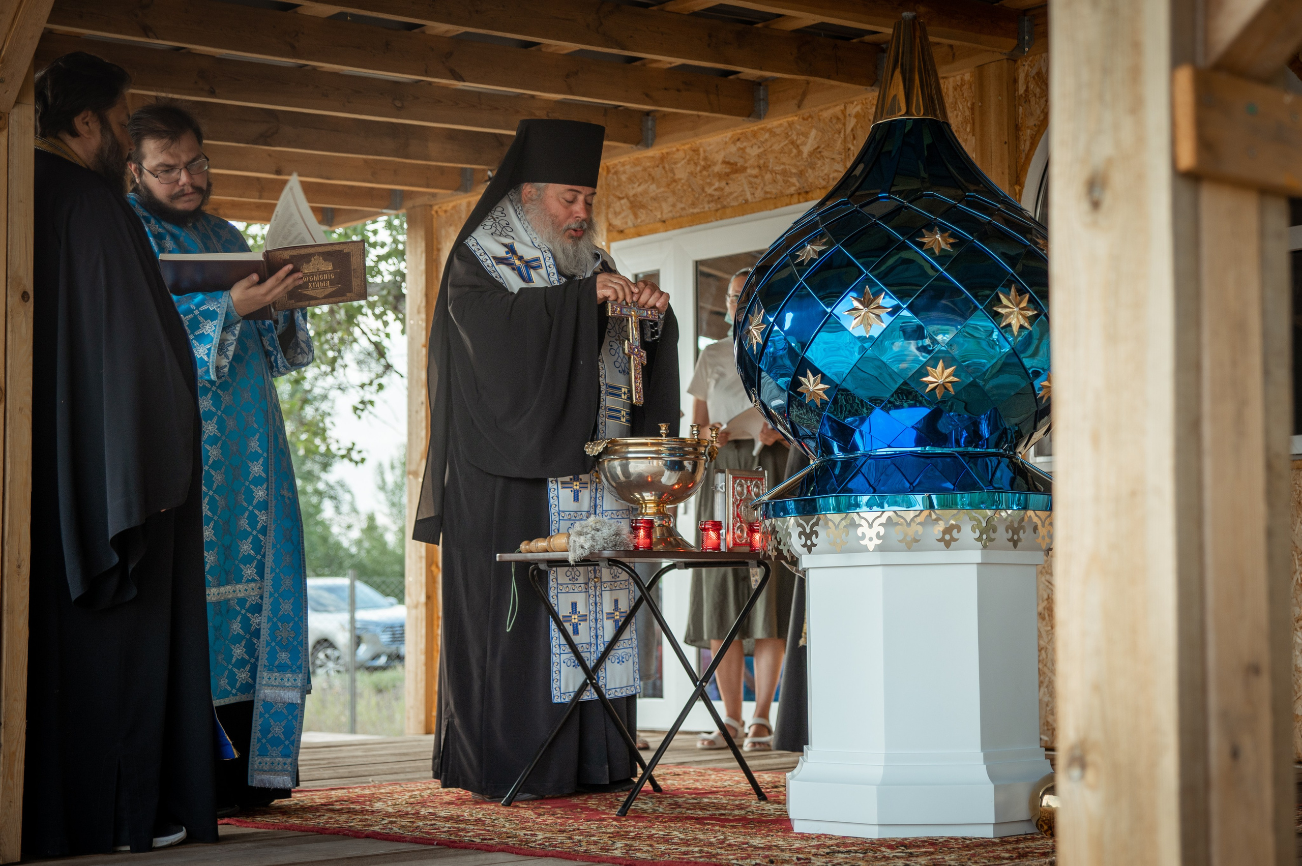 Освещение купола в храме Казанской иконы Божьей Матери х. Закутский. Церковный, семейный и репортажный фотограф Волгоград, Волжский