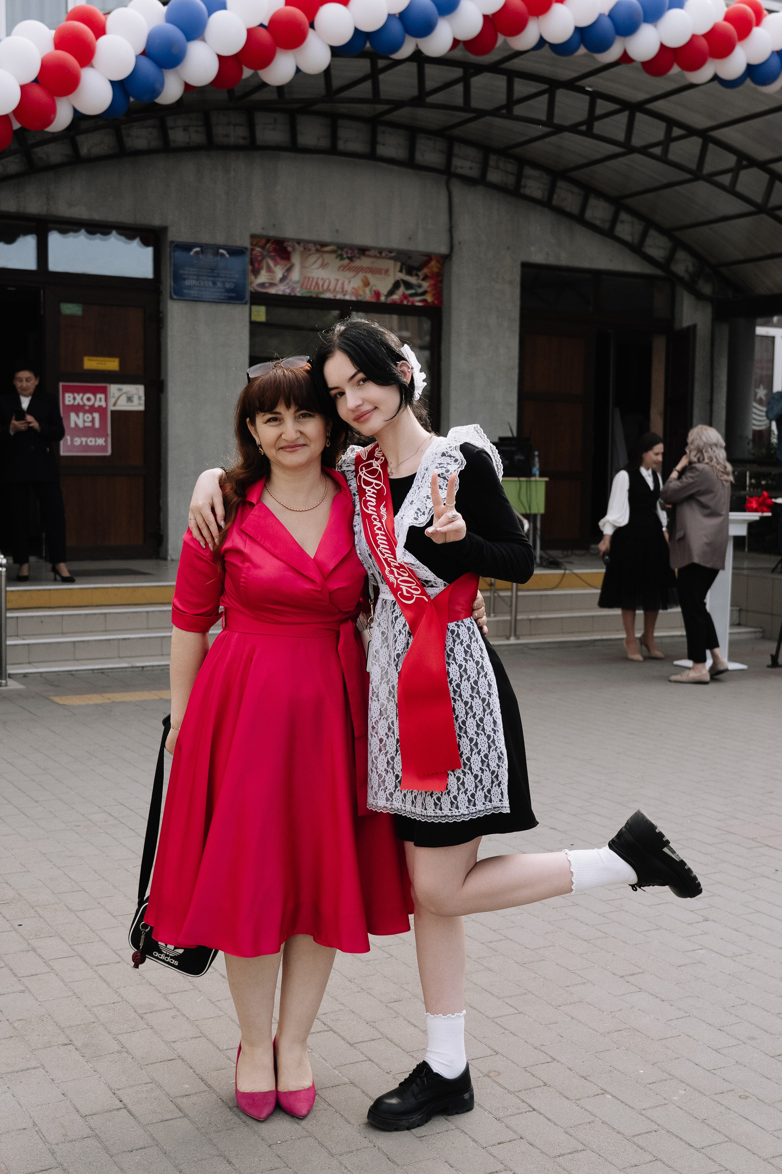 11 класс 40 школа. Выпускные альбомы Натальи Бутко: Новороссийск, Анапа, Геленджик