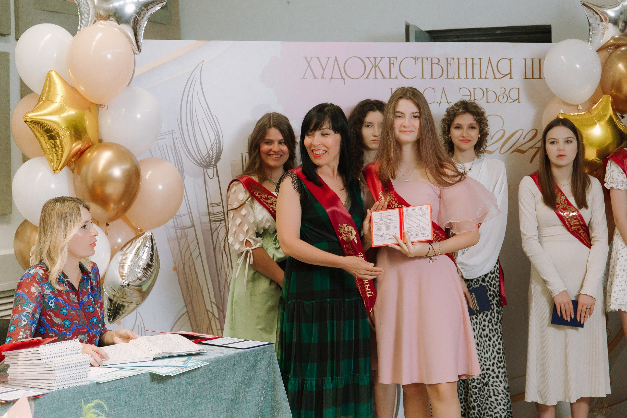 Выпускной в Художественной школе. Выпускные альбомы Натальи Бутко: Новороссийск, Анапа, Геленджик