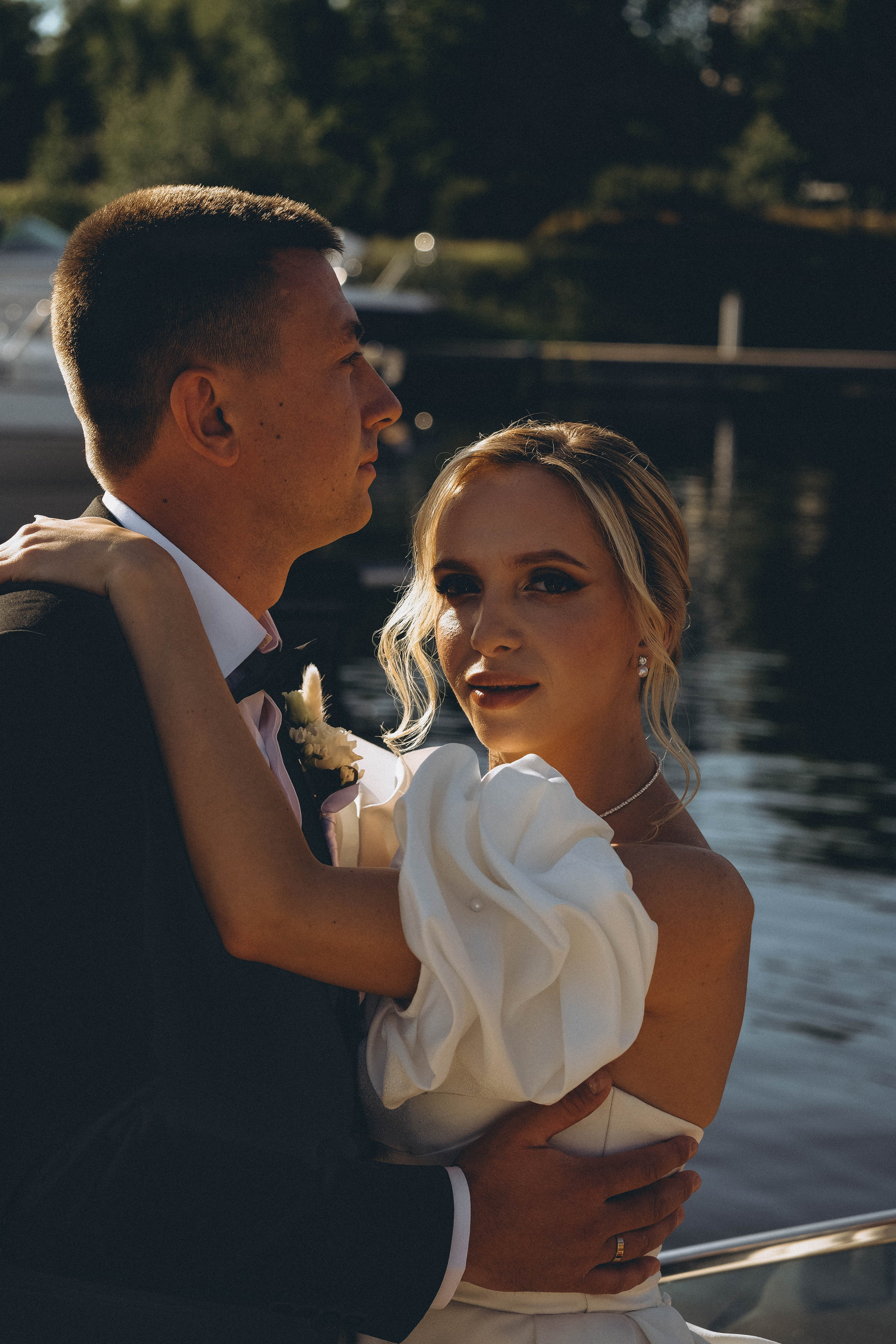 СВАДЕБГНАЯ ПРОГУЛКА ПО КАНАЛ САНКТ-ПЕТЕРБУРГА НА КАТЕРЕ. Профессиональный фотограф, Санкт-Петербург — Виктория Богомолова