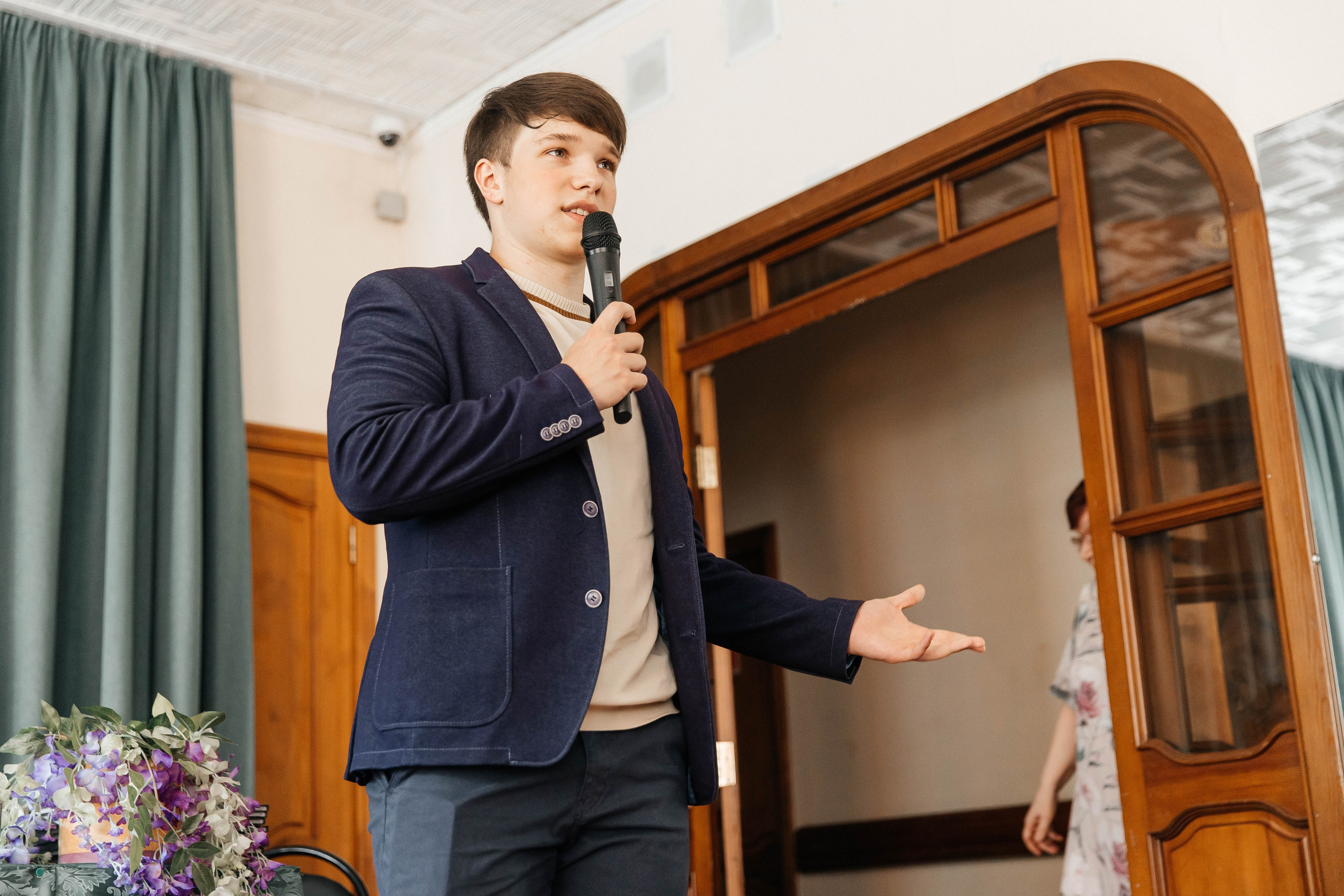 Гимназия Пеленг. _Carpe diem_