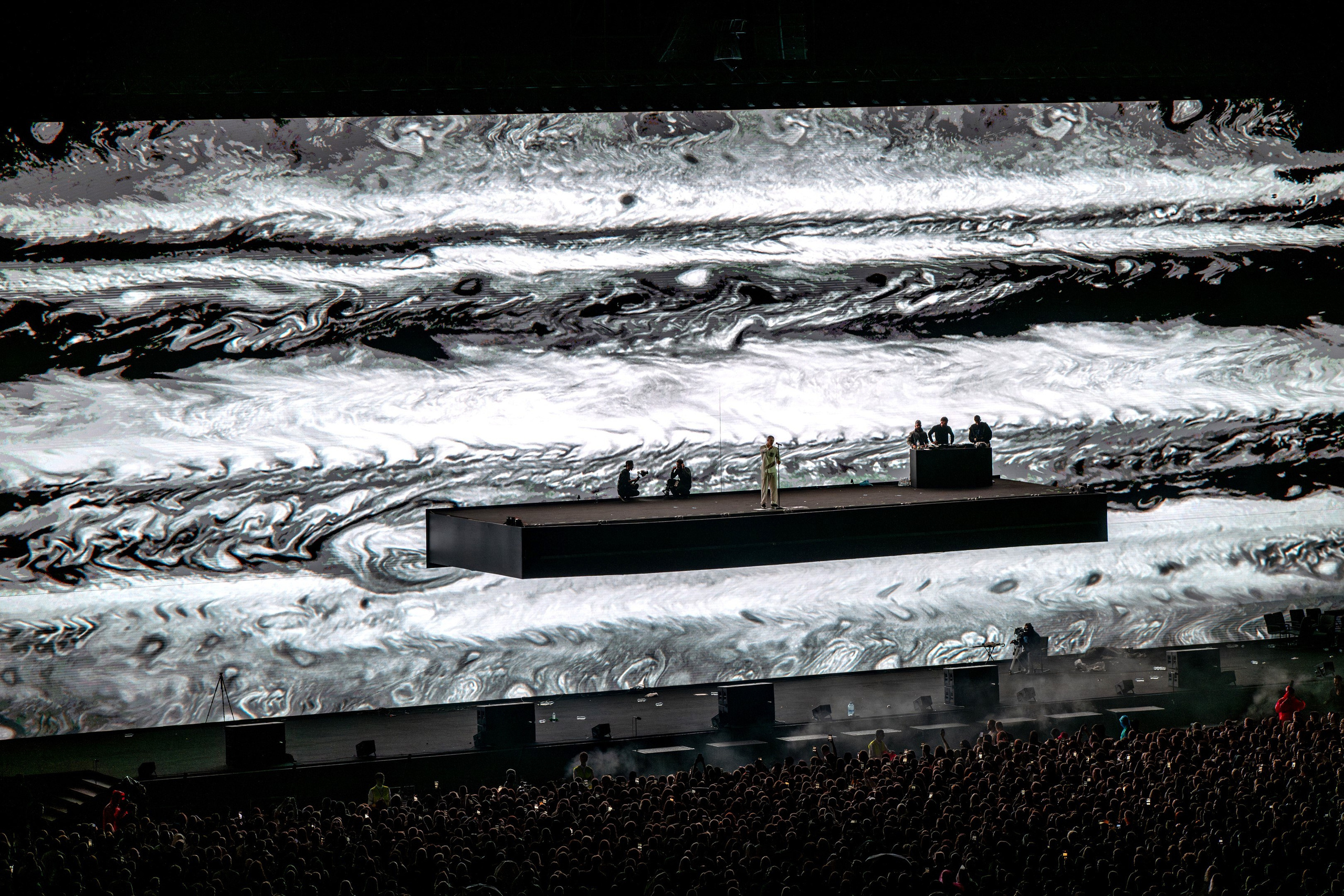 MACAN / МОСКВА / 2024. OOPS