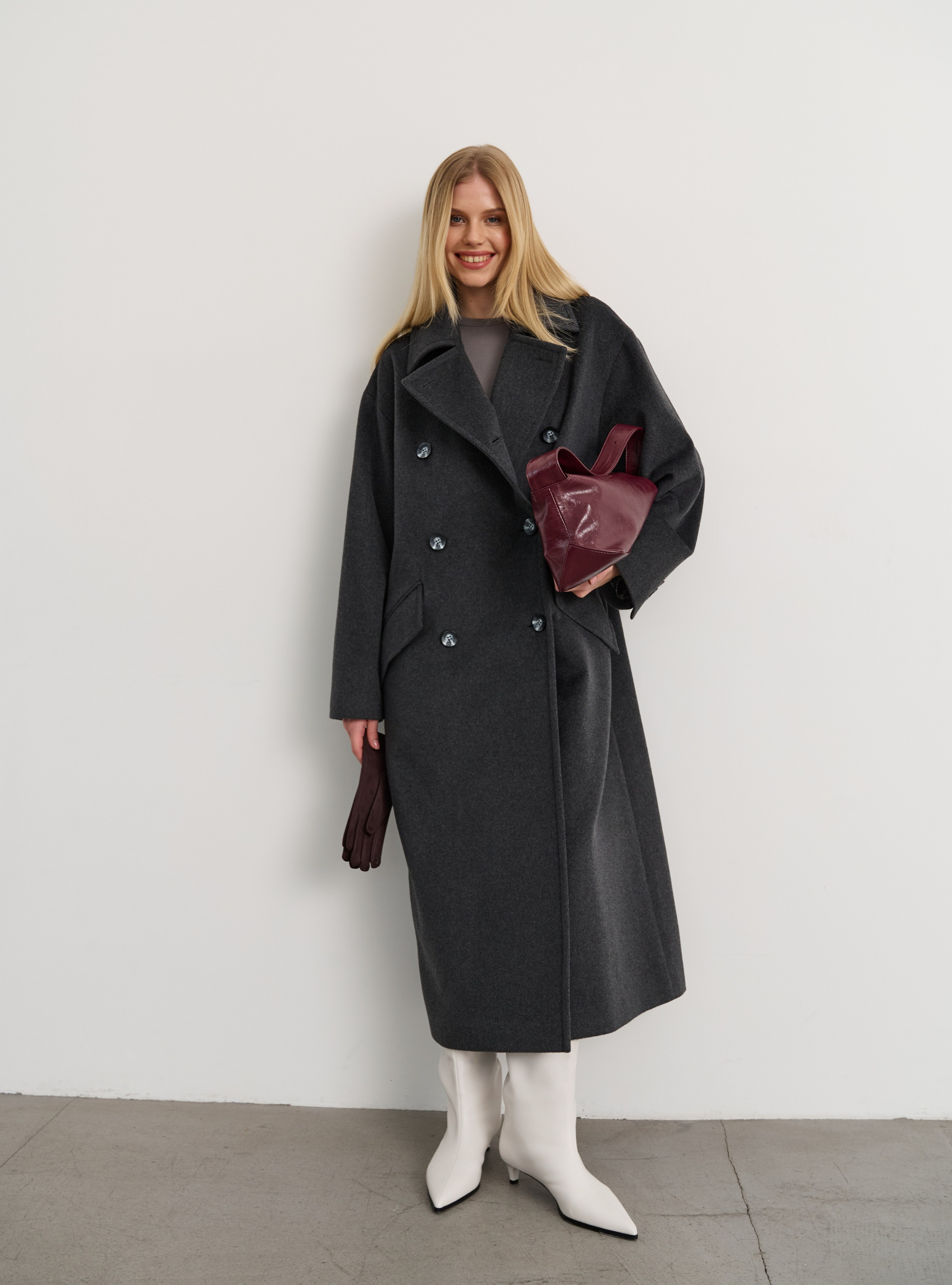 Каталог для бренда верхней одежды Sheily. Fashion фотограф в Москве Ксения Чупрунова