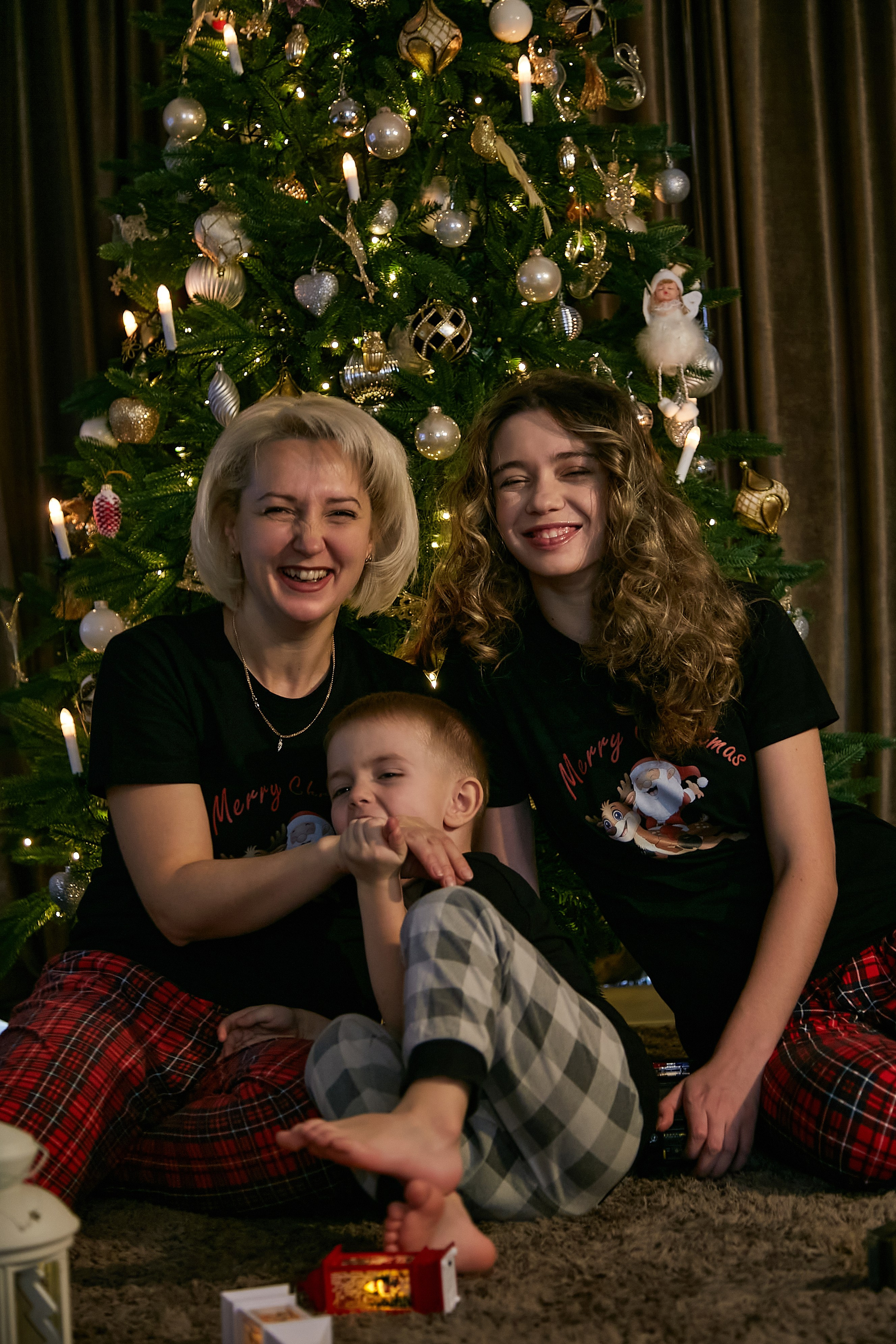 Новый год большой семьи. Budanovaphoto.ru