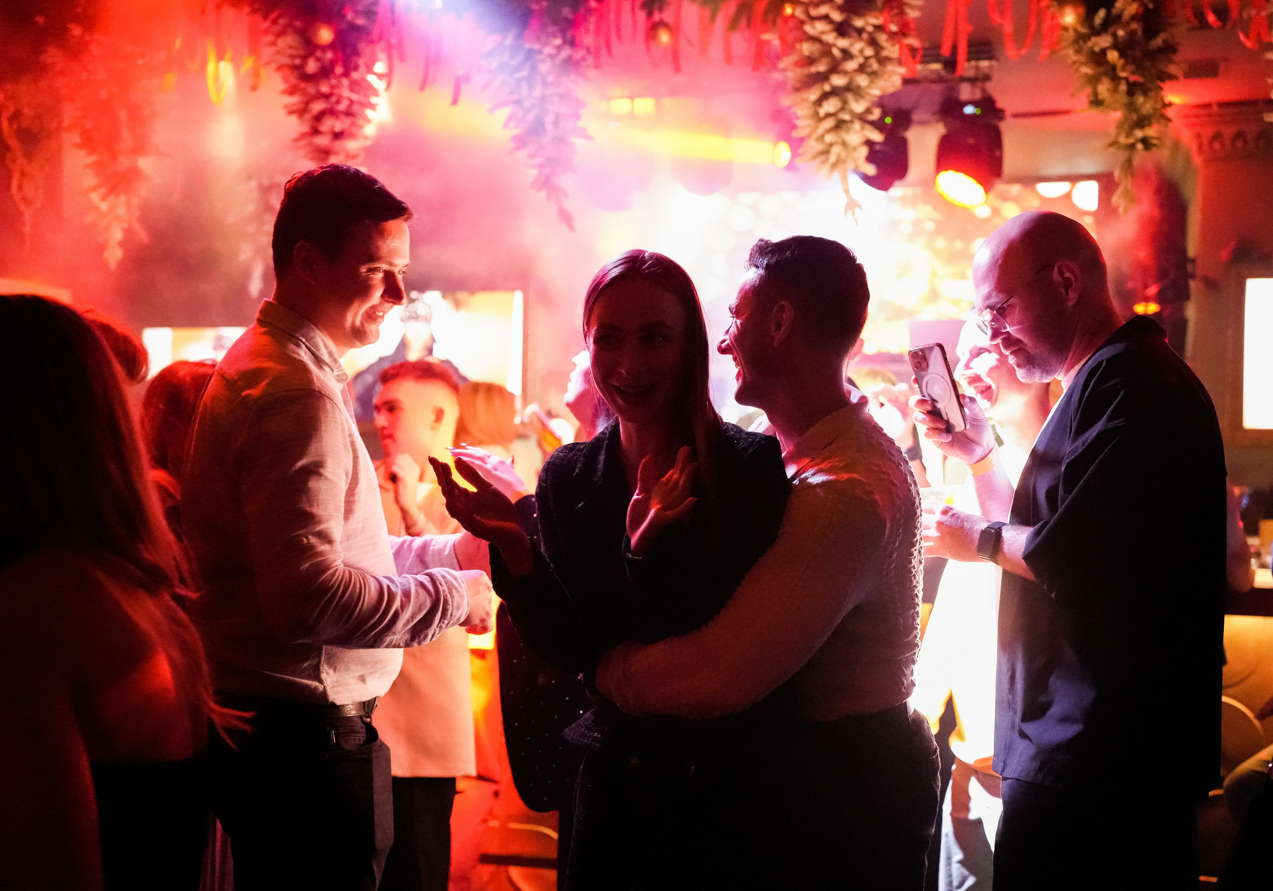 EVENT-туса в караоке. Свадебный фотограф и видеограф в Ростове-на-Дону. Максим и Наталья Лебедевы