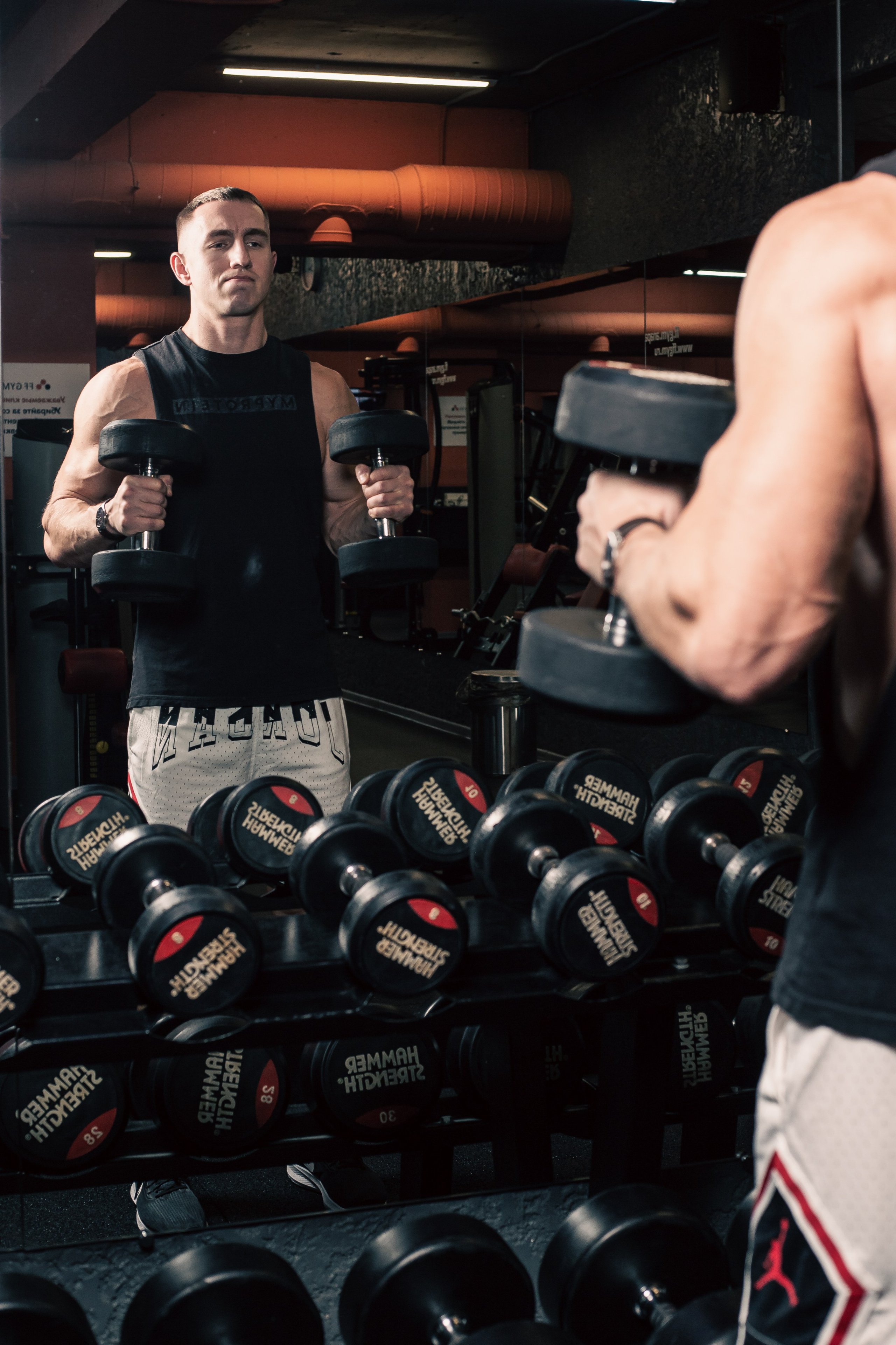 Контент для профессионалов. Фотограф в Анапе Олег Зекерьяев