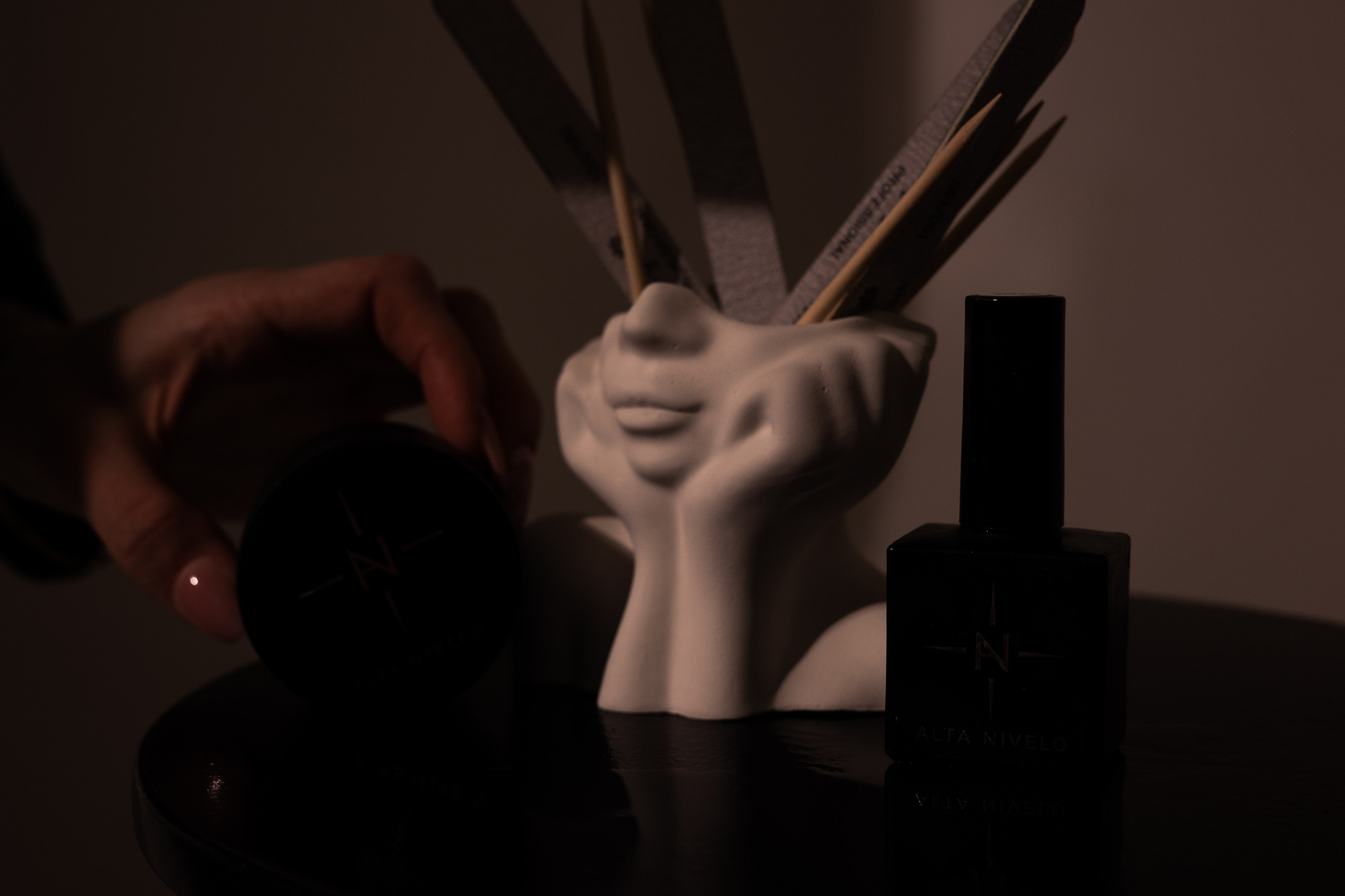 Анастасия — мастер маникюра. Ваш фотограф Лена Ленина