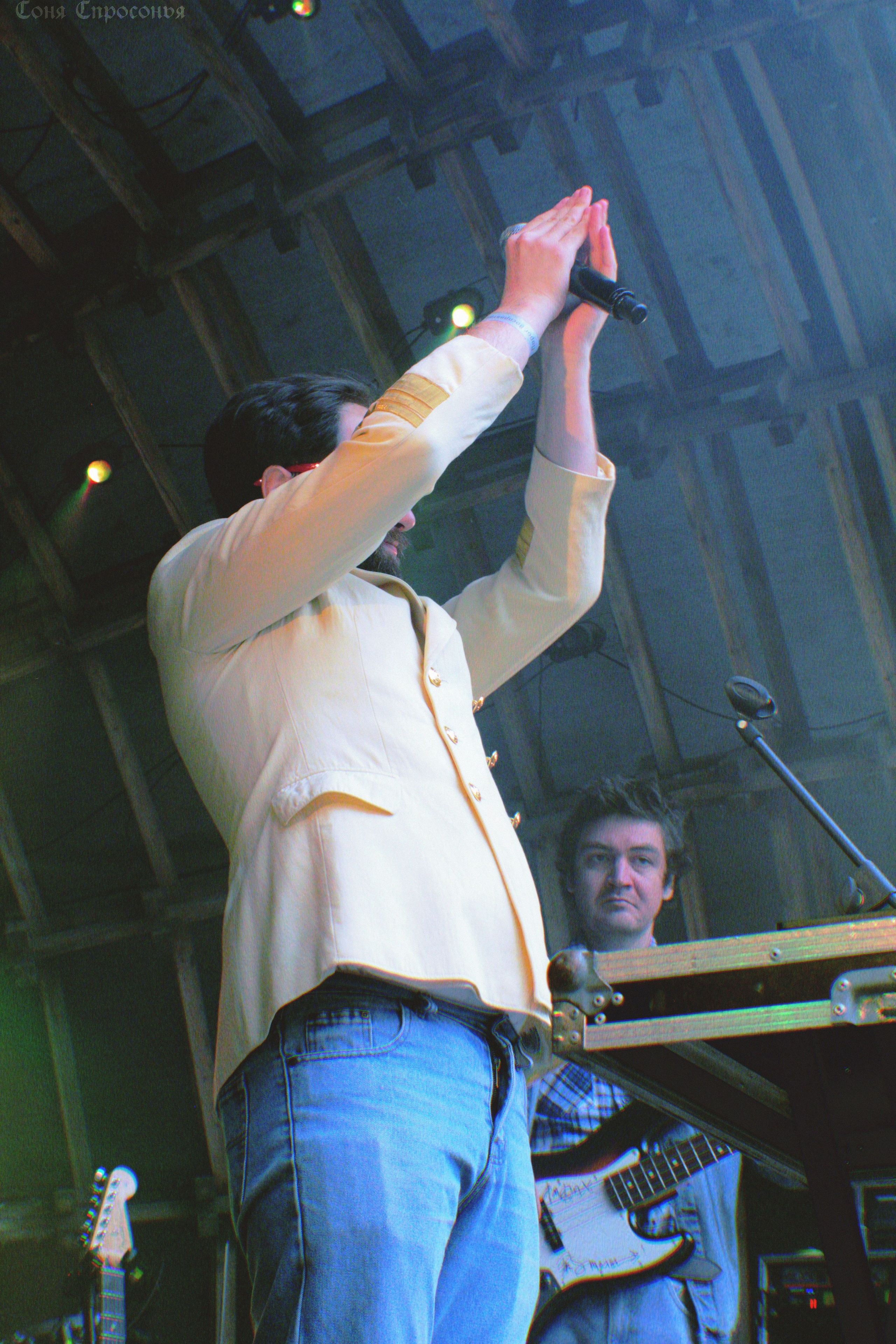 Синестетик 26.08.23. Концертный и портретный фотограф в Москве Соня Спросонья