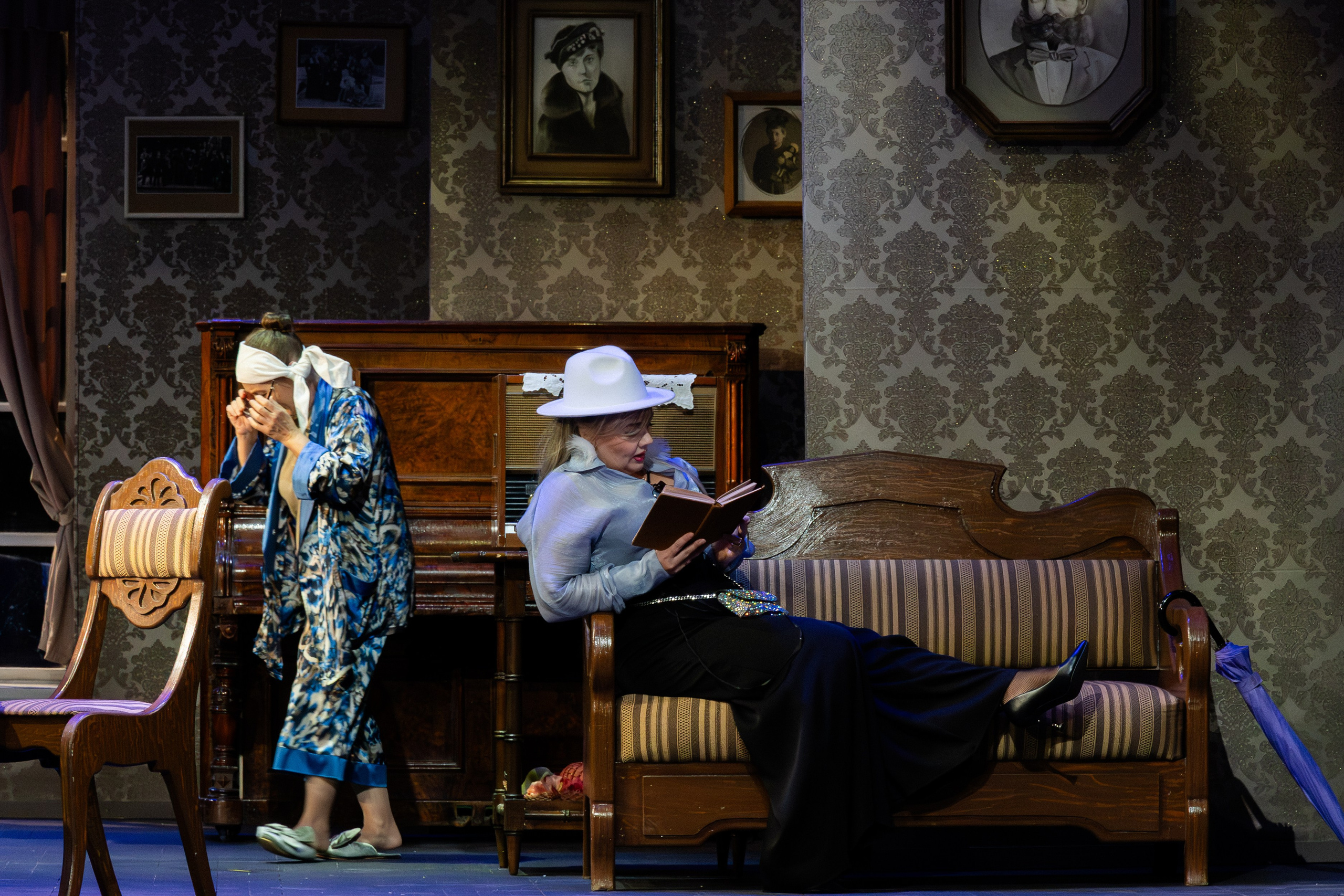 Театр Юного Зрителя «Отчаянные Тетки». Фотограф Марк Файзулин