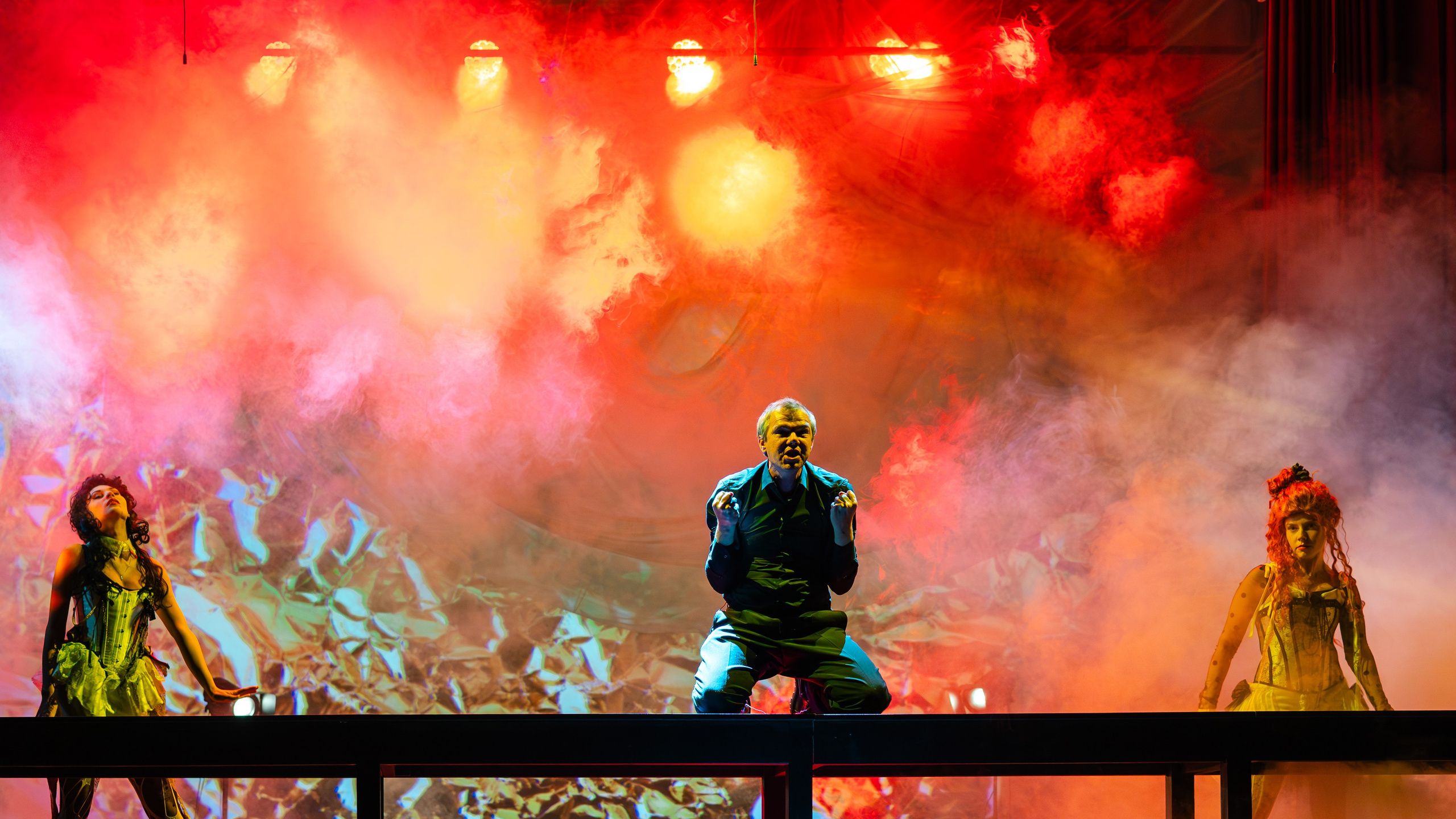 Театр Юного Зрителя «Маленькие трагедии». Фотограф Марк Файзулин