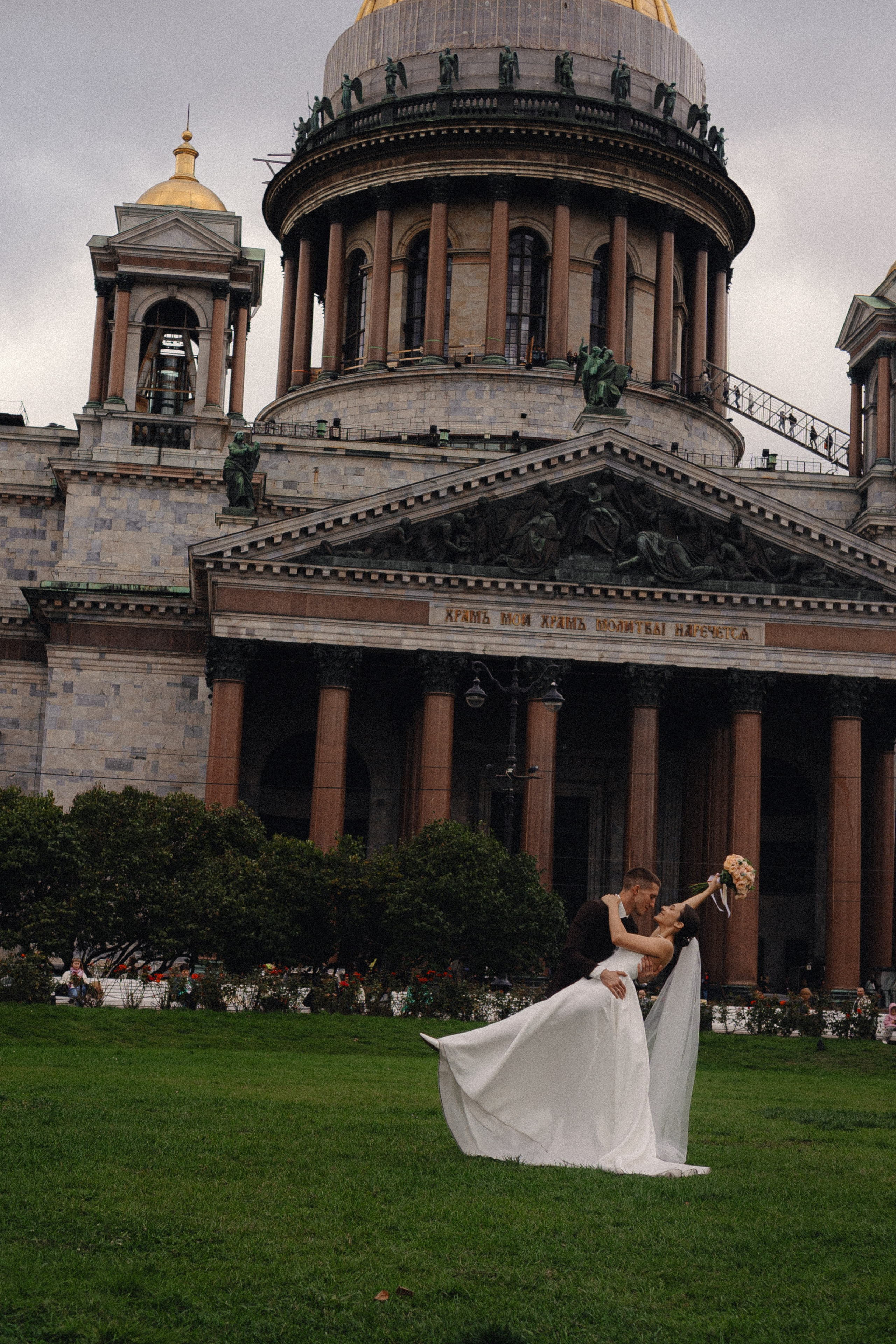 ЗАГС И ПРОГУЛКА 2 ЧАСА. Профессиональный фотограф, Санкт-Петербург — Виктория Богомолова