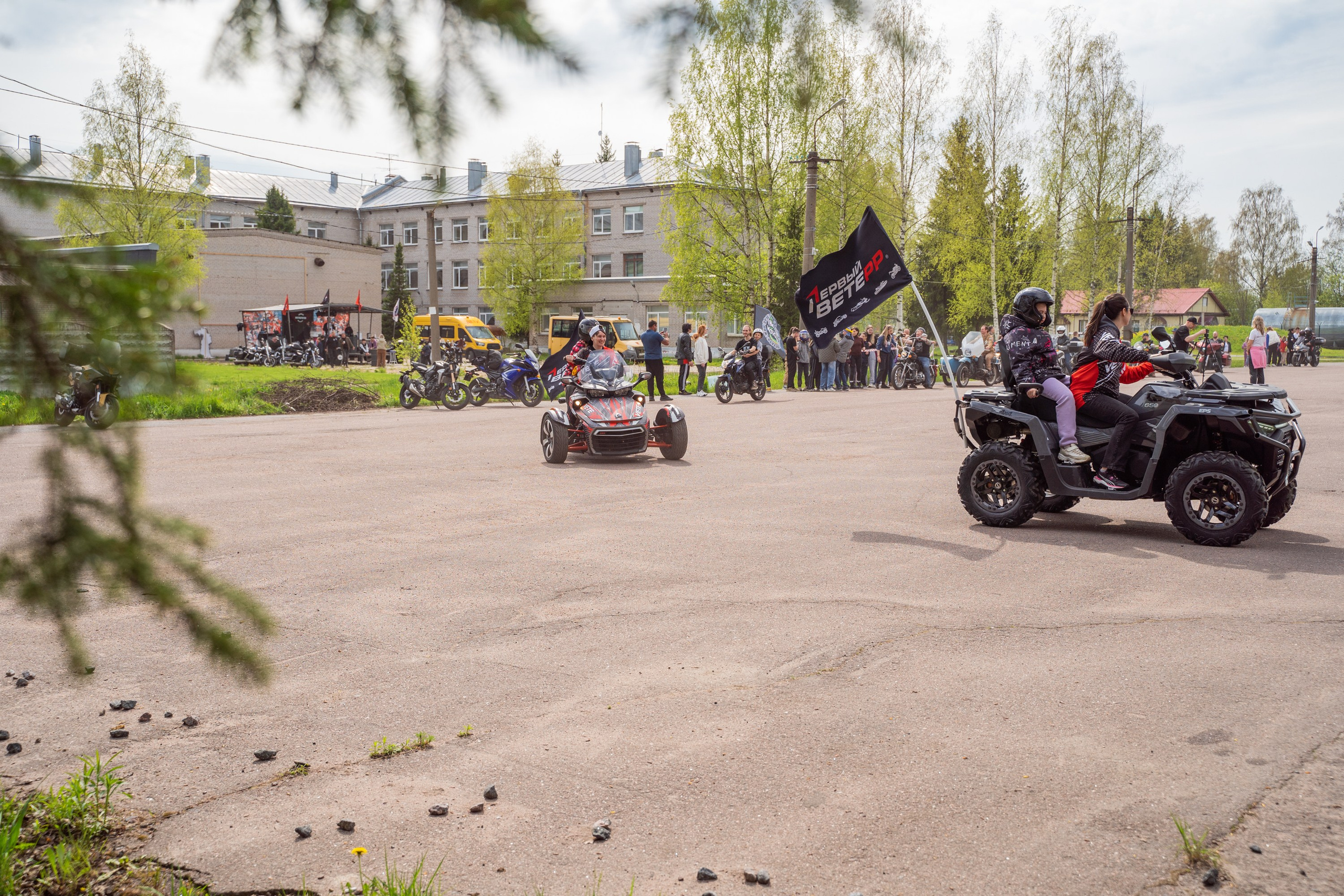 Мотоциклы —репортажная фотосъемка в Санкт-Петербурге. Свадебный, семейный, портретный, репортажный фотограф в Санкт-Петербурге