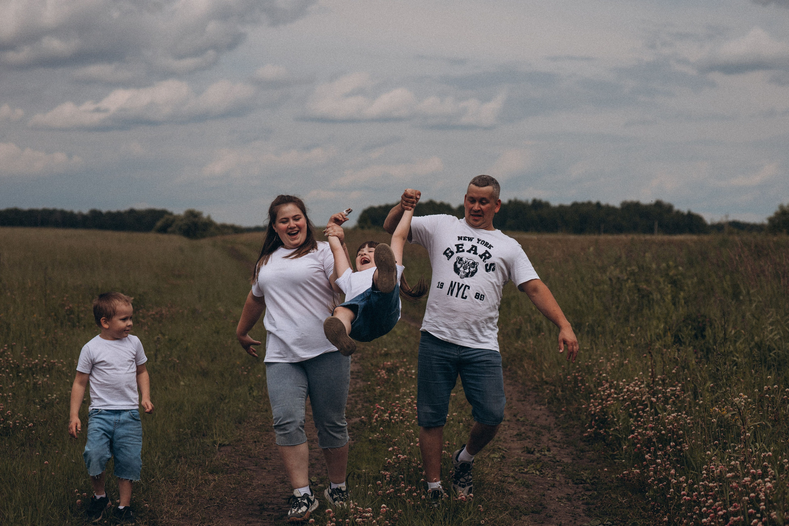 Семья Тарасовых. Семейный фотограф Нижневартовск Тюмень Ефимова Ирина