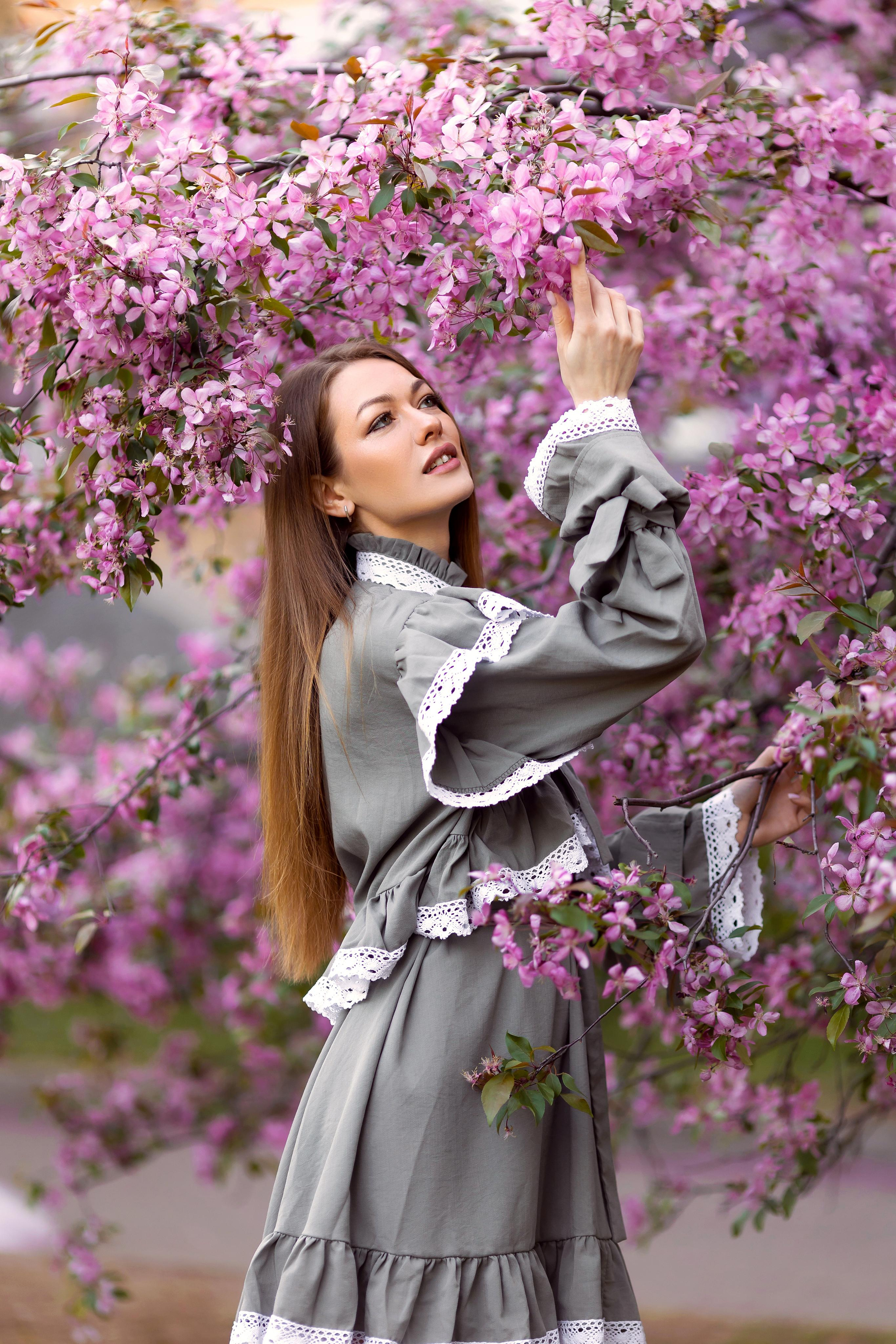 Весенние фотосессии в цветении. Семейный фотограф Надя Мелисова, фотограф беременности, Москва