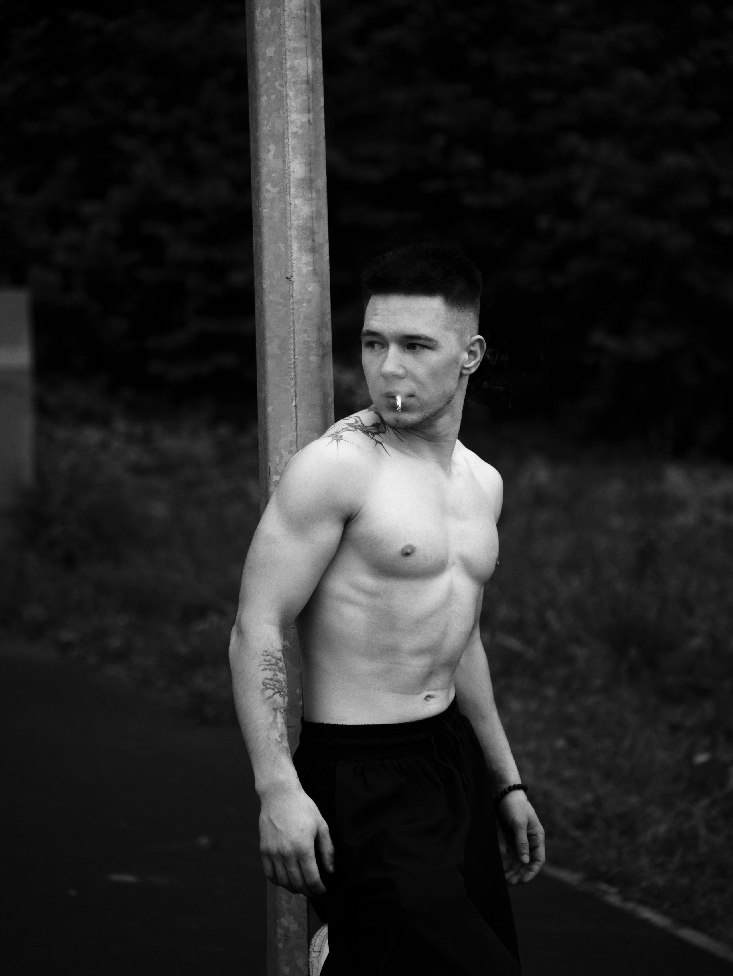 Мужской уличный портрет. Иван Упоров — фотограф, рилсмейкер чебоксары