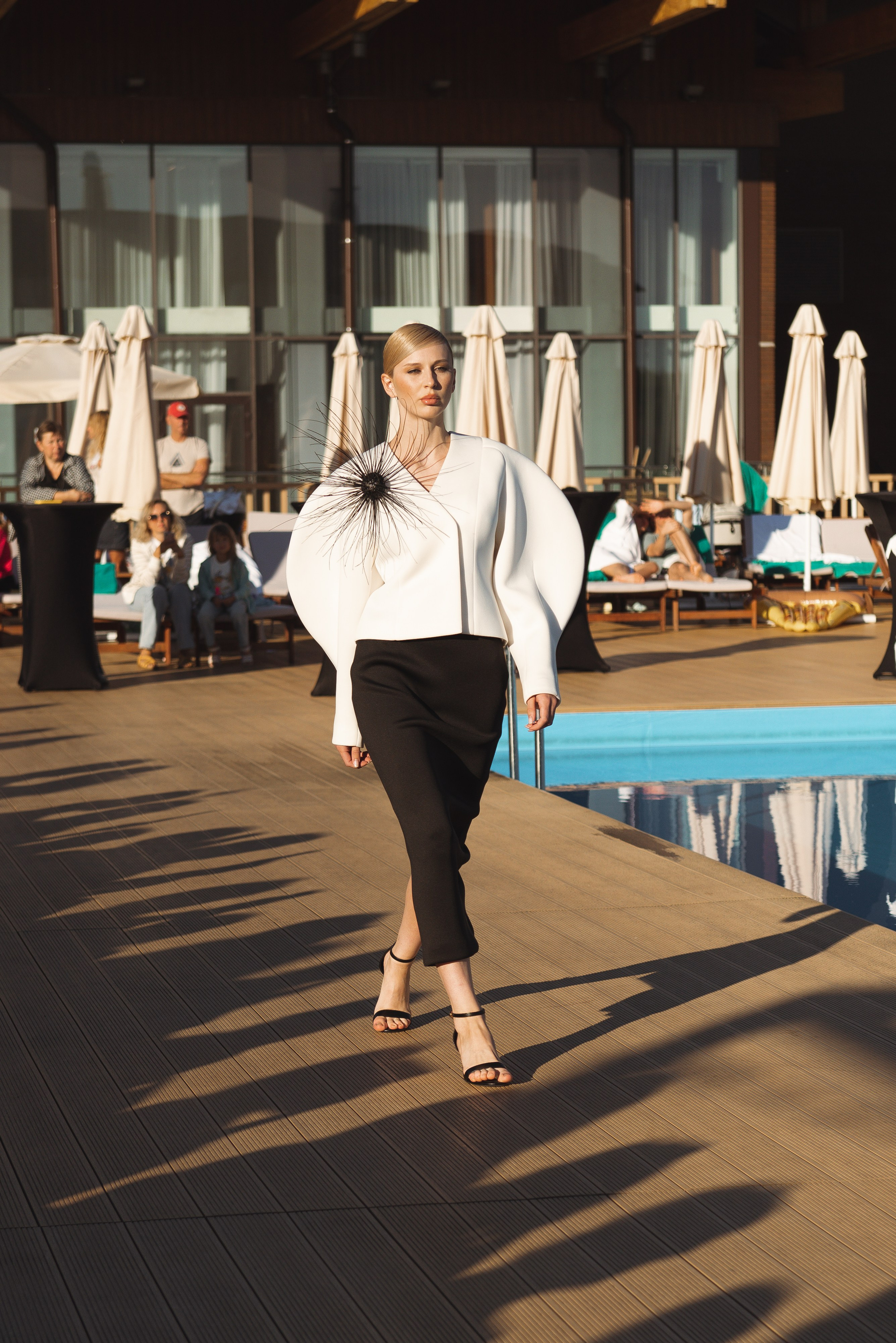 Фестиваль «Широта» и показ в «Азимут» Переславль-Залесский. Фотограф Москва Настя Профотовна. Репортажные, свадебные и контент фотосессии