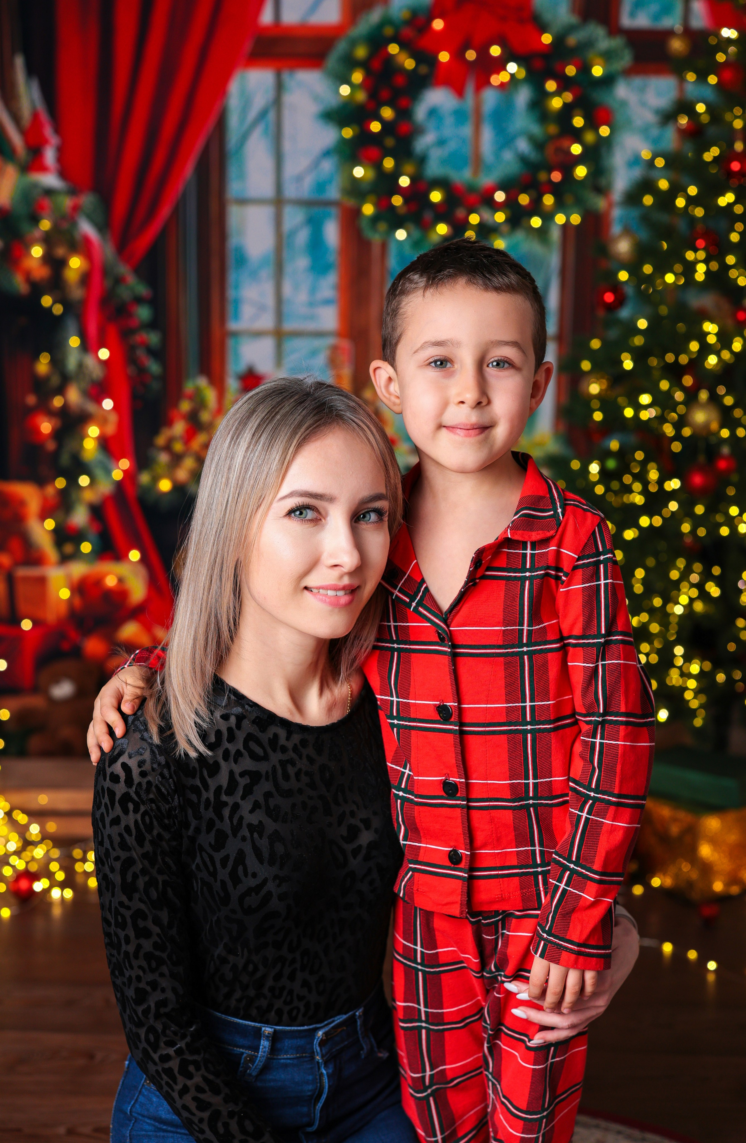 Антураж НОВЫЙ ГОД 2025