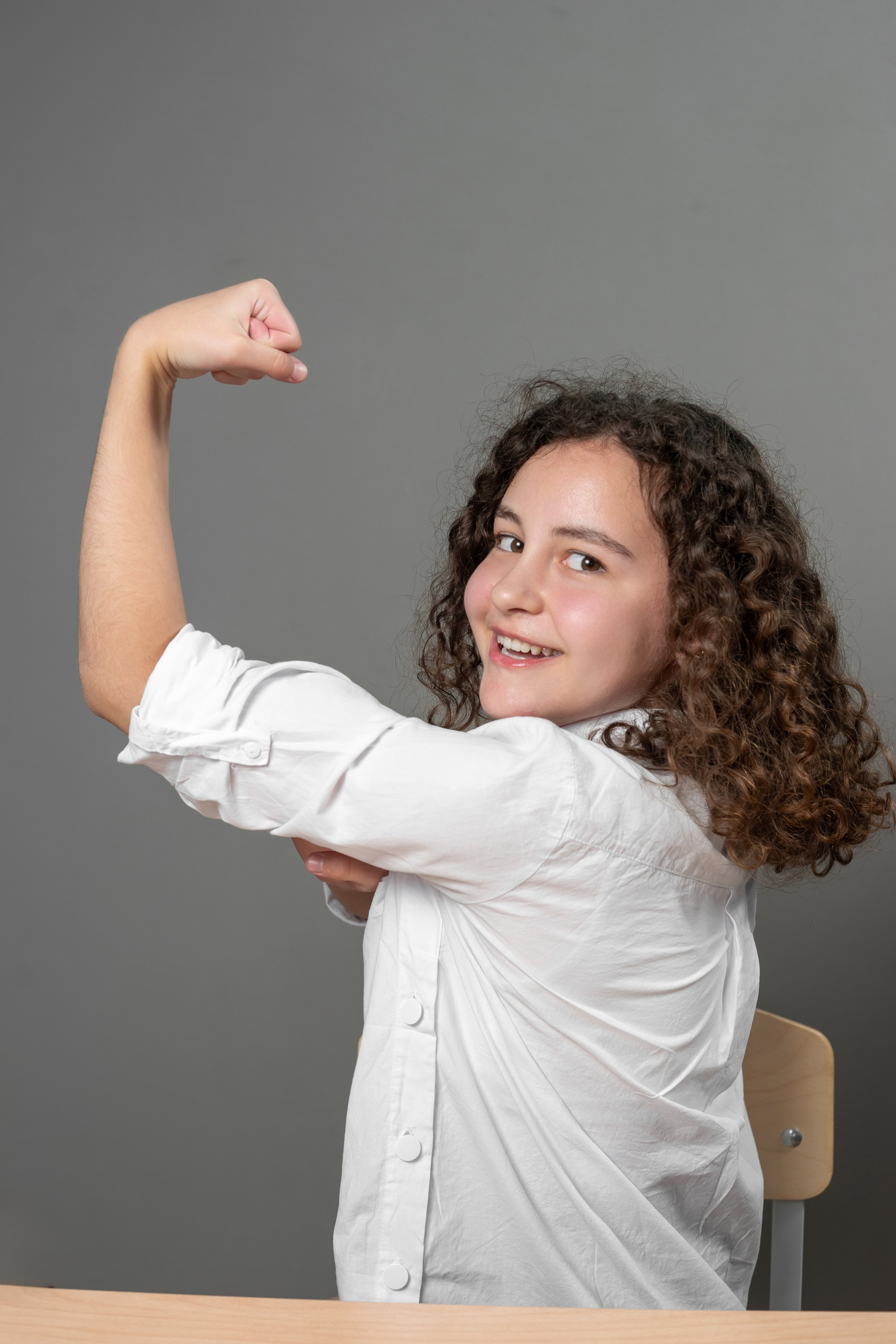 Портреты на сером  фоне. Ольга Плаксина фотограф в Саратове