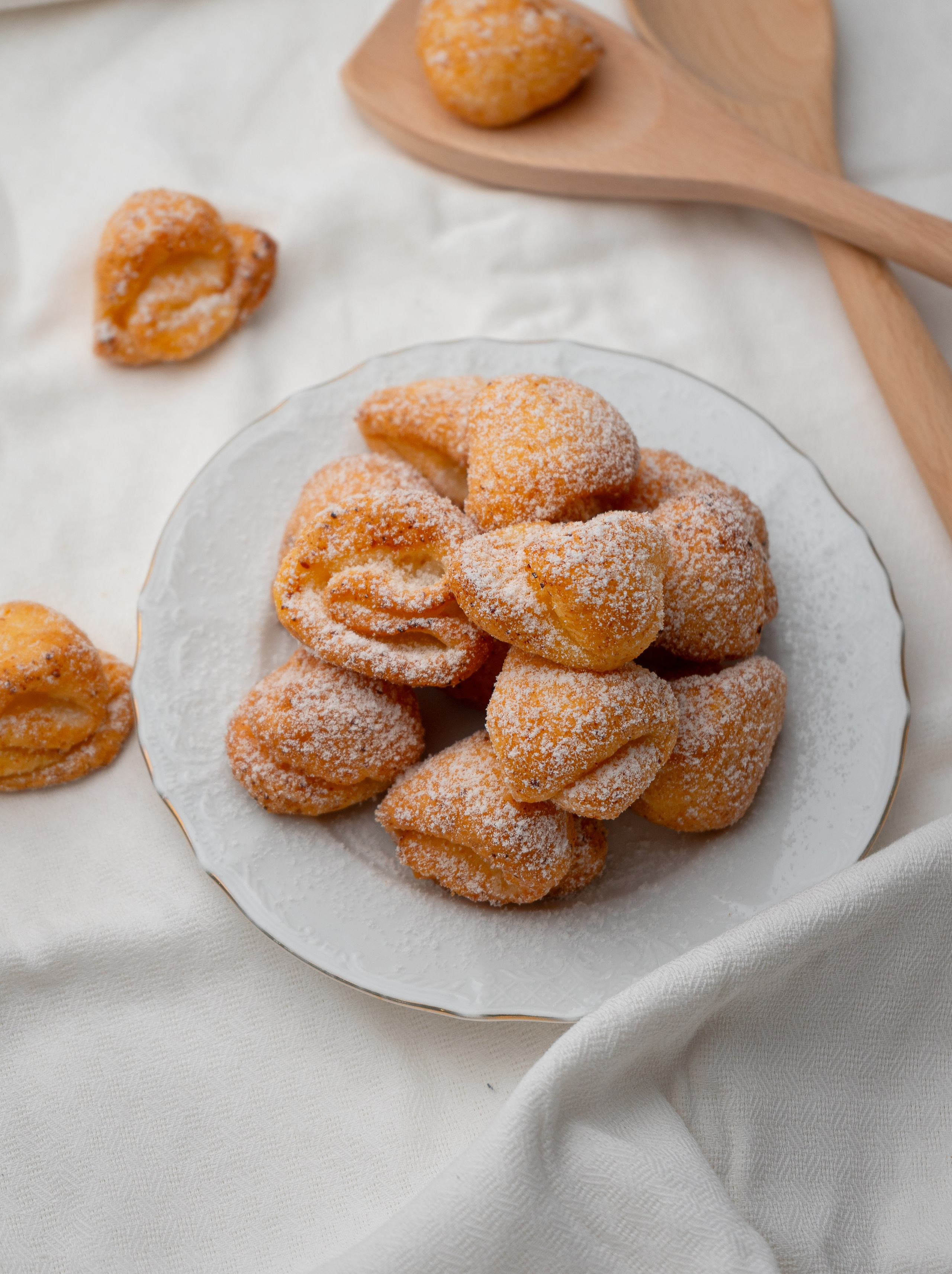 Кондитерские изделия, десерты и пирожные. Фуд-фотограф Караганда Астана
