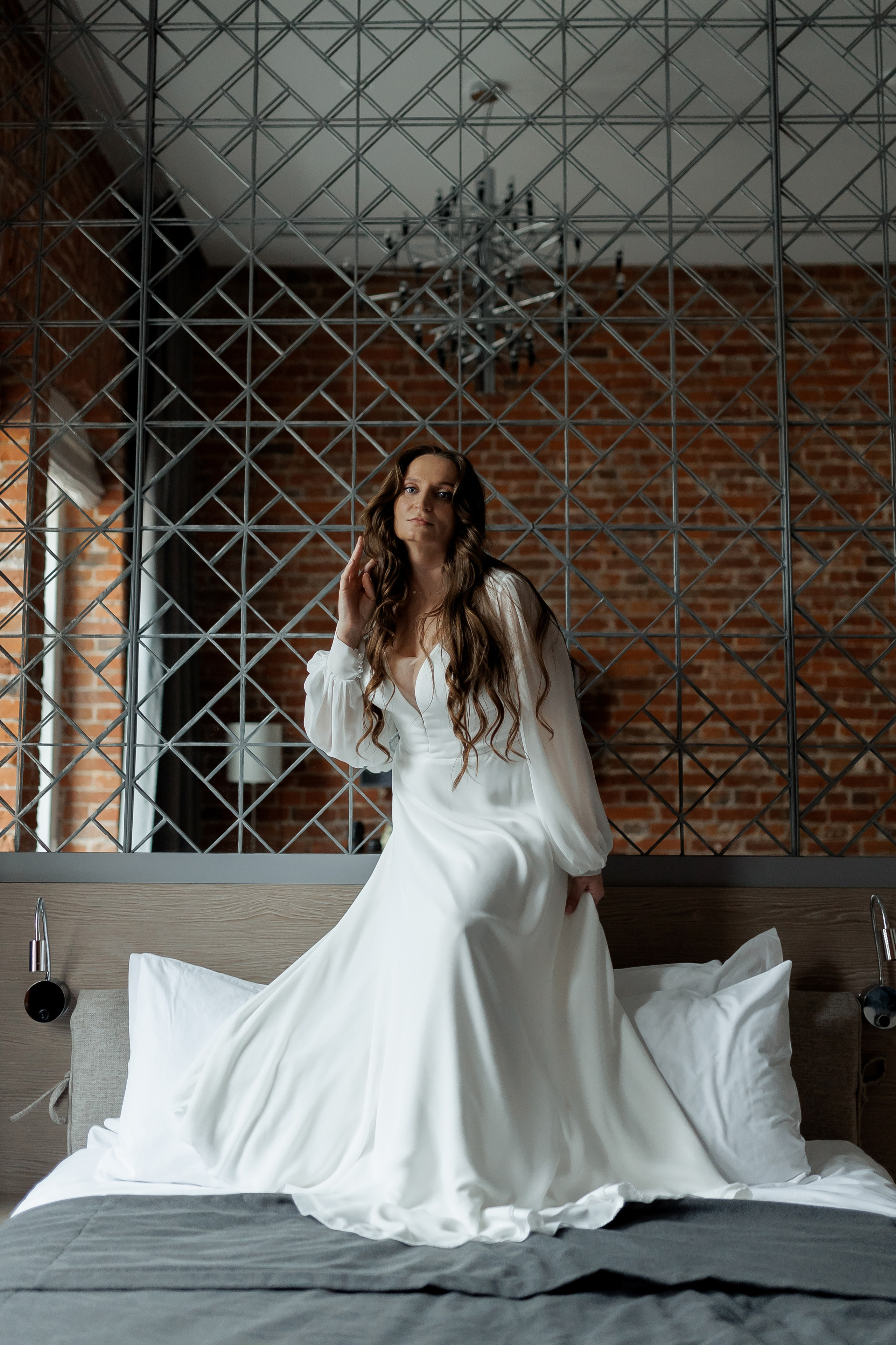 Свадебная фотосессия в отеле в Москве. Свадебный фотограф в Москве Дарья Олендарёва