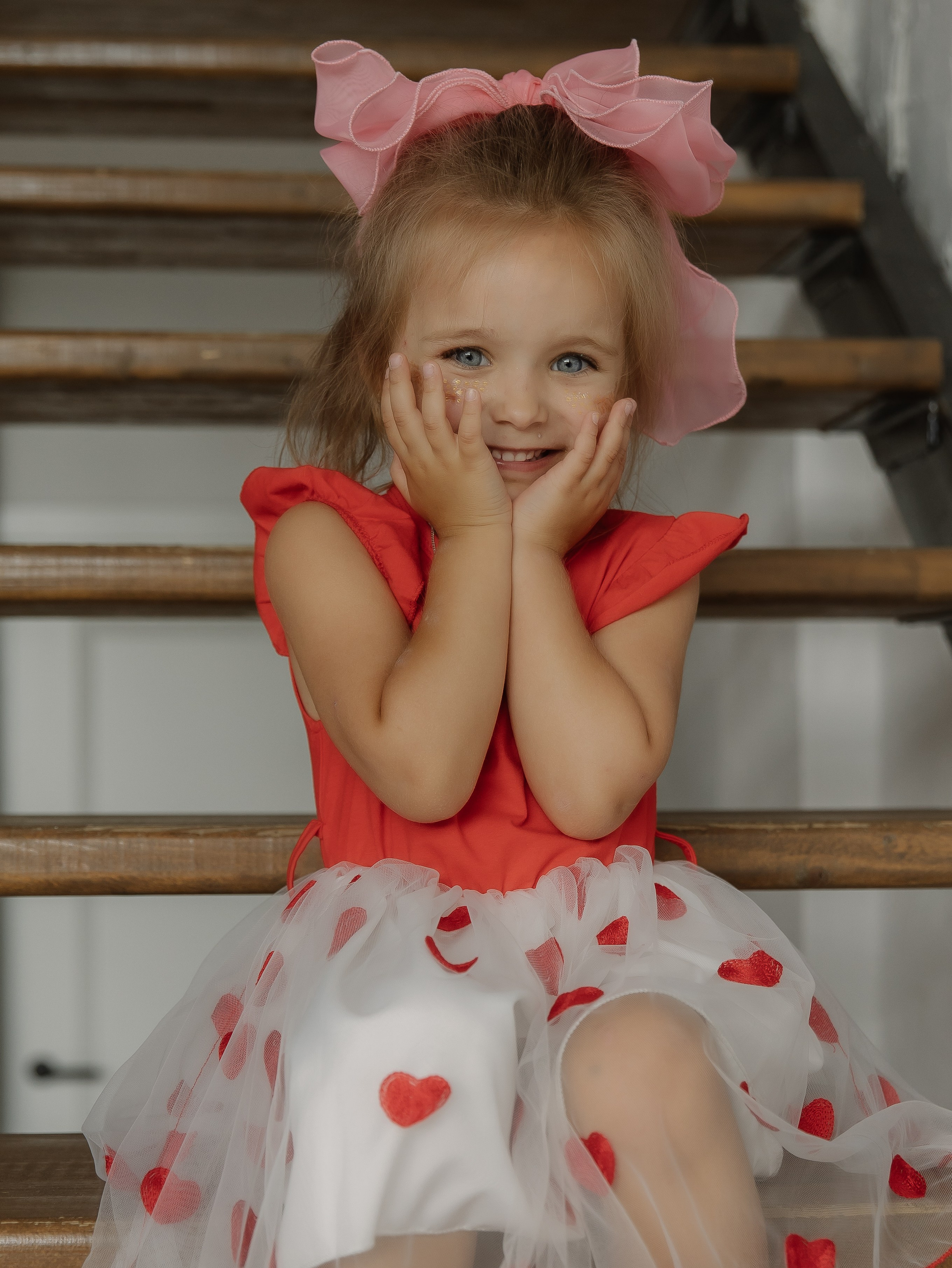 Семейная фотосессия в студии. СВАДЕБНЫЙ ФОТОГРАФ ЧЕЛЯБИНСК