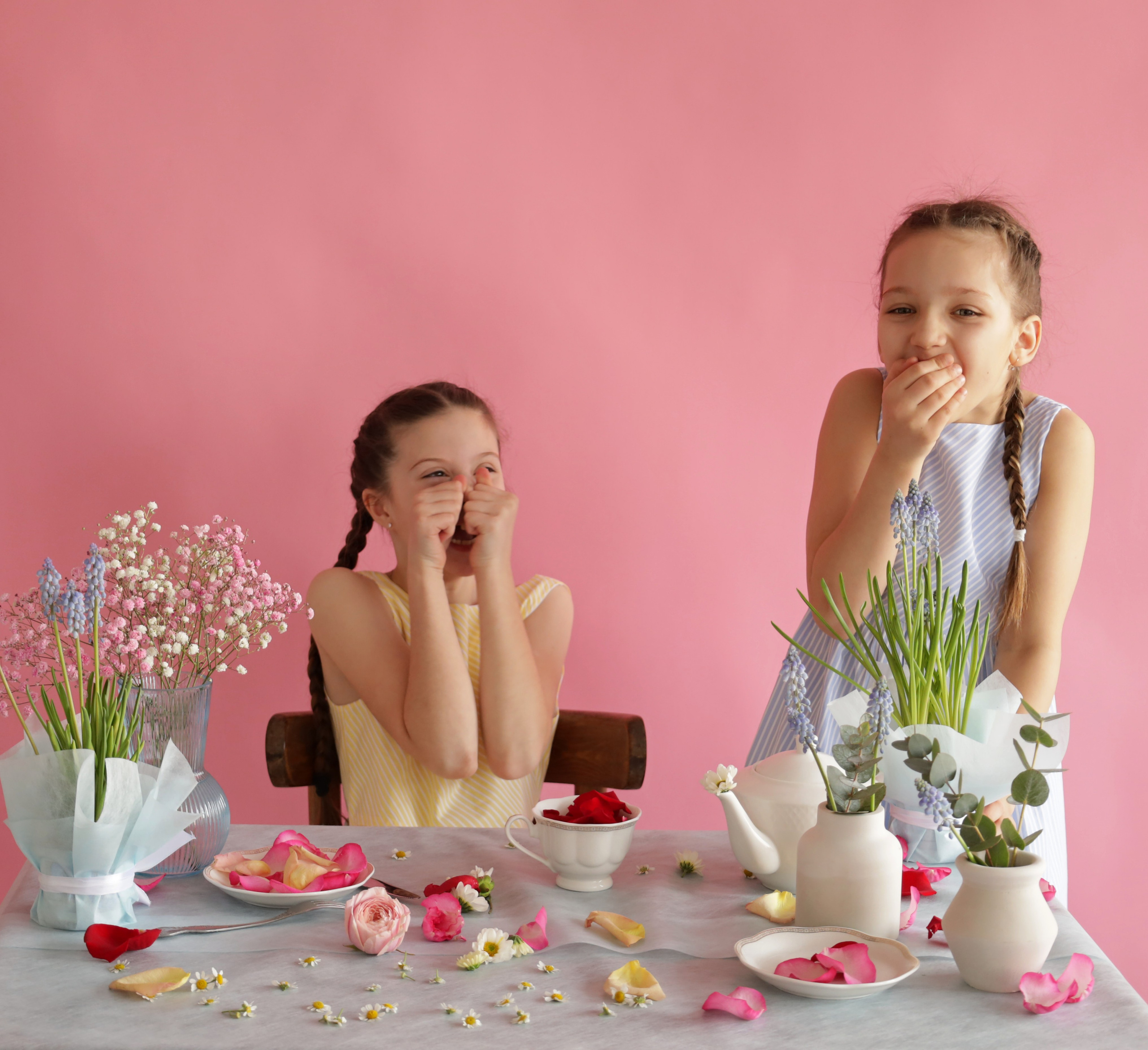 Фотосессия с цветами в фотостудии