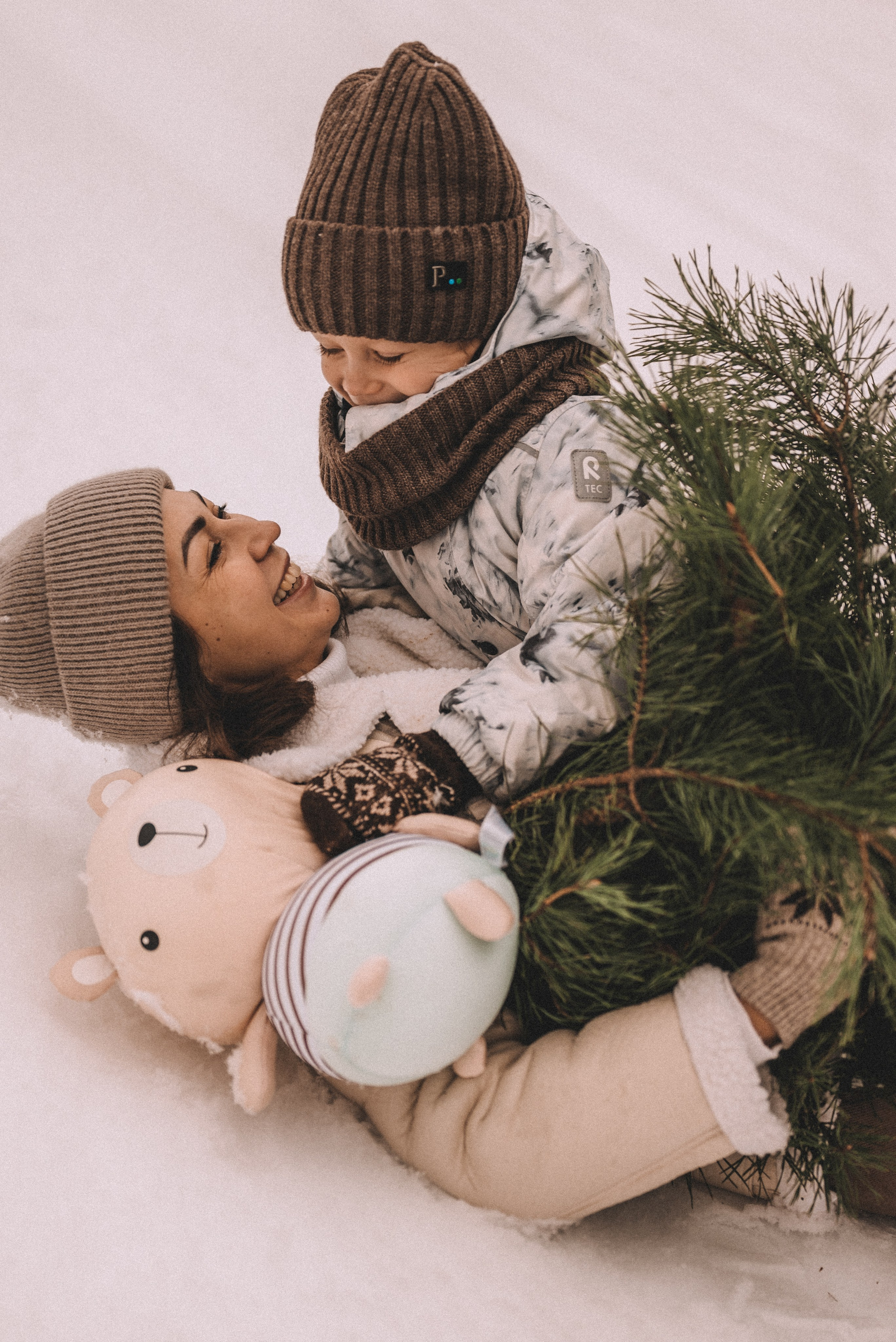Сергей и Наталья с Ксюшей и Максимом. Фотограф Кристина Пархоменко