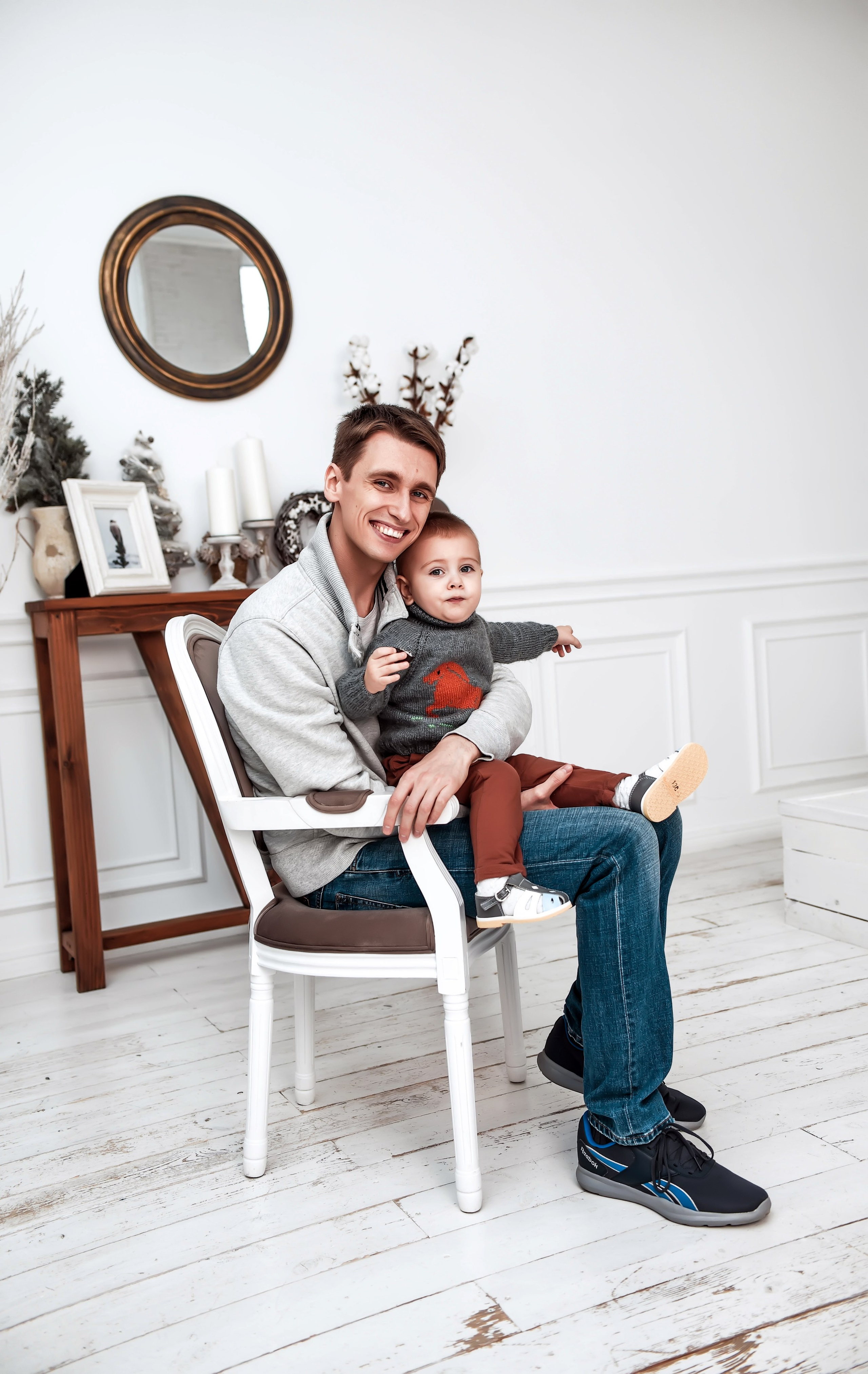 Новогодняя семейная. Свадебный, семейный, детский, контент фотограф в Омске Максим Ильин