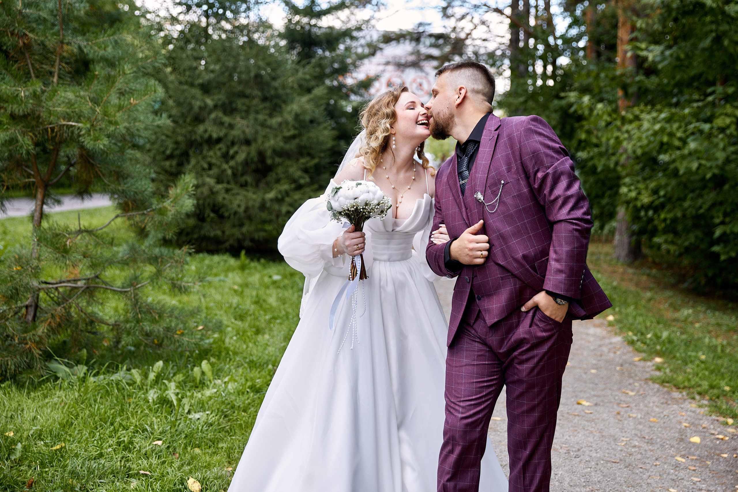 Сергей и Дарья свадьба в г. Березовский. Свадебный, контент фотограф в Кемерово Любовь Гальцова