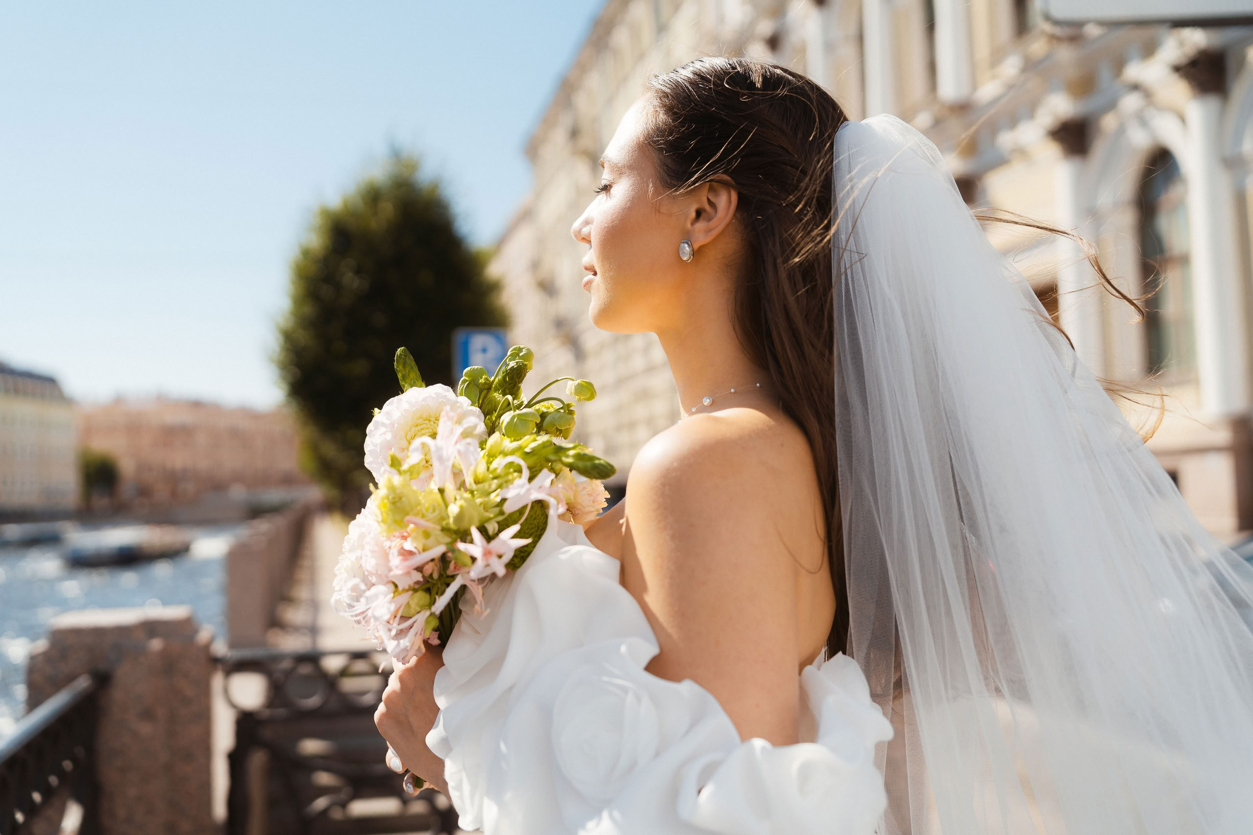 Лучана и Дима — свадьба в ЗАГСе Приморского района и прогулка у Исаакия. Свадебный фотограф Дмитрий Родионов — Санкт-Петербург и Ленинградская область